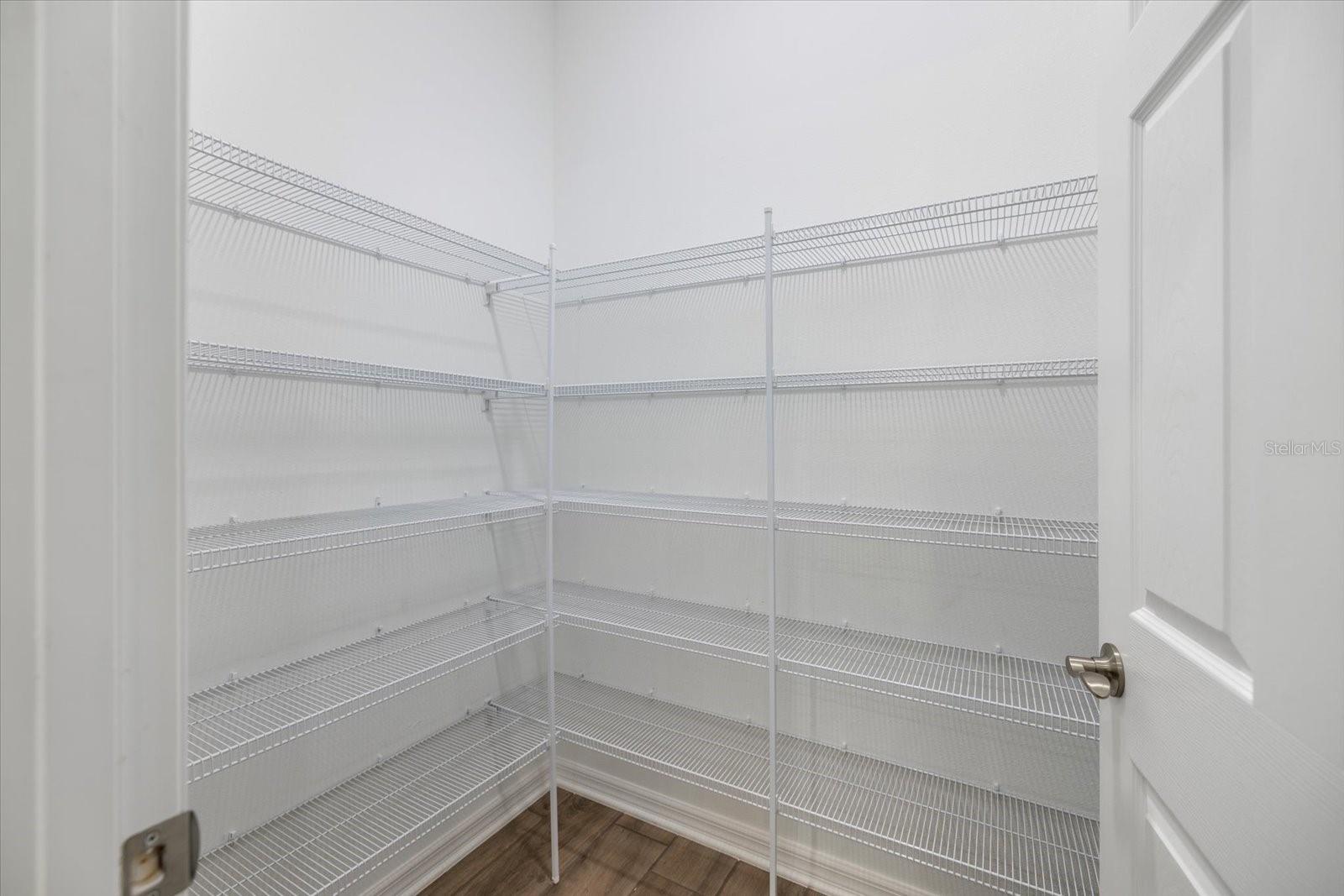 6077 AMBERLY DR, BRADENTON, FL, 34208