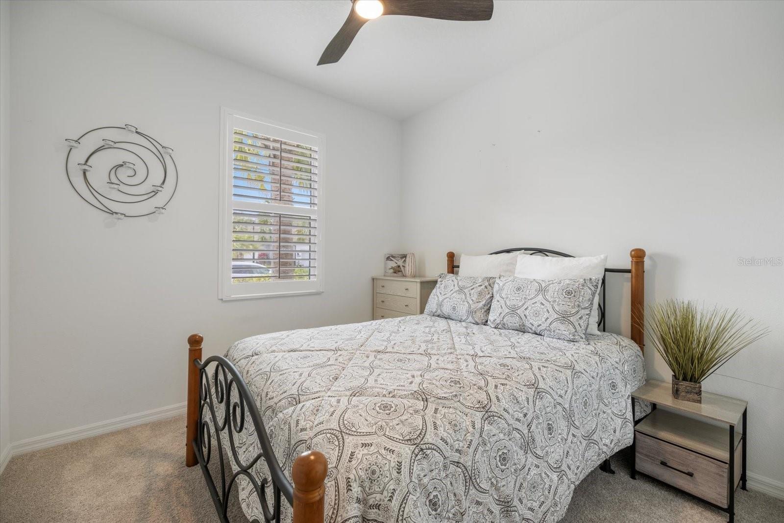 6077 AMBERLY DR, BRADENTON, FL, 34208