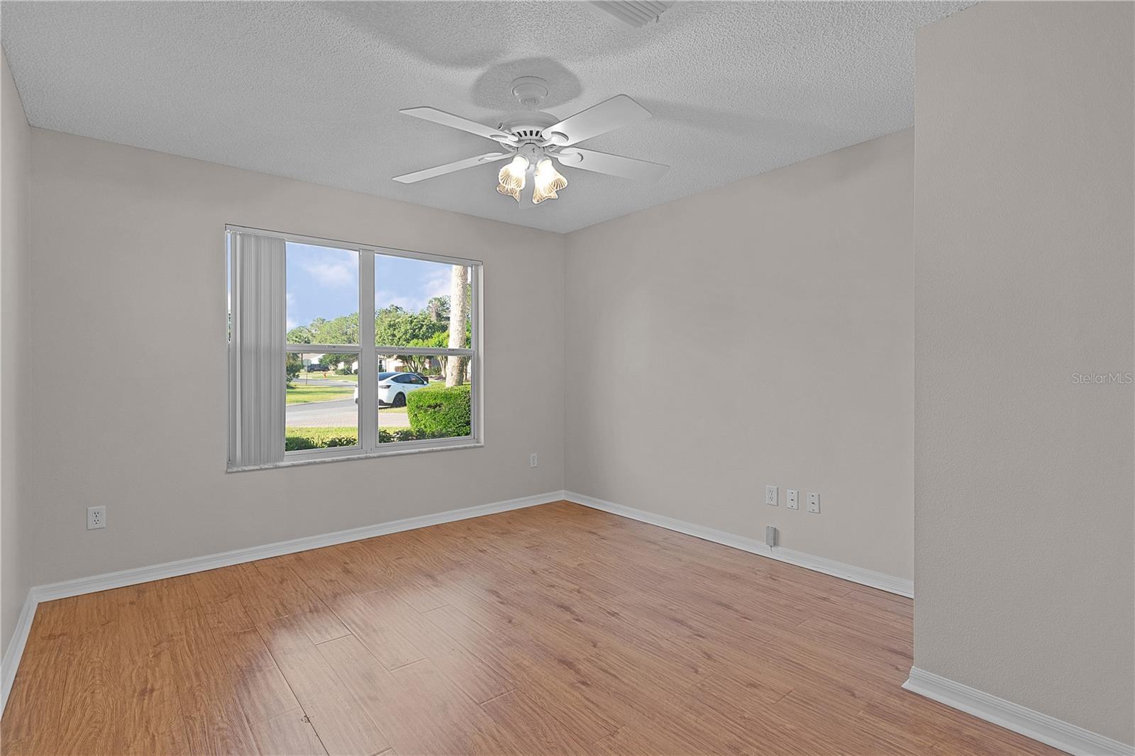 1142 SALIDO AVE, THE VILLAGES, FL, 32159