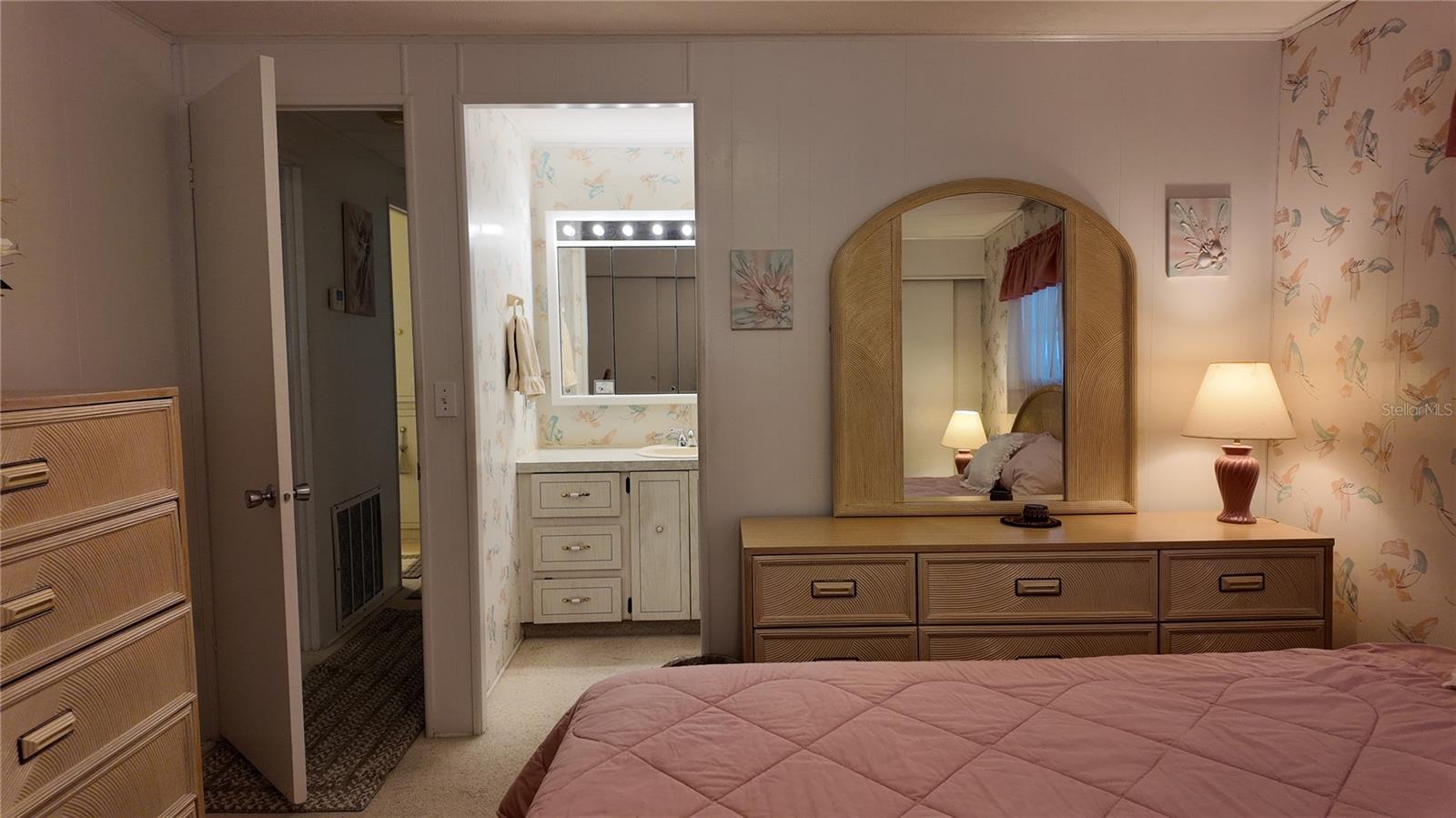 20000 US HIGHWAY 19 N #808, CLEARWATER, FL, 33764