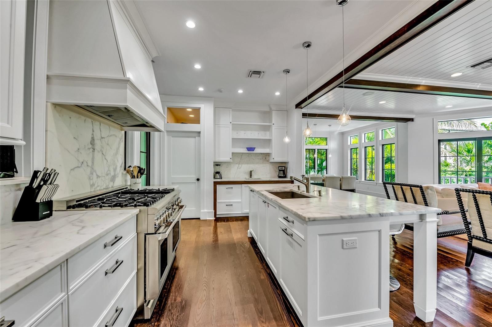 103 PARK AVE, ANNA MARIA, FL, 34216