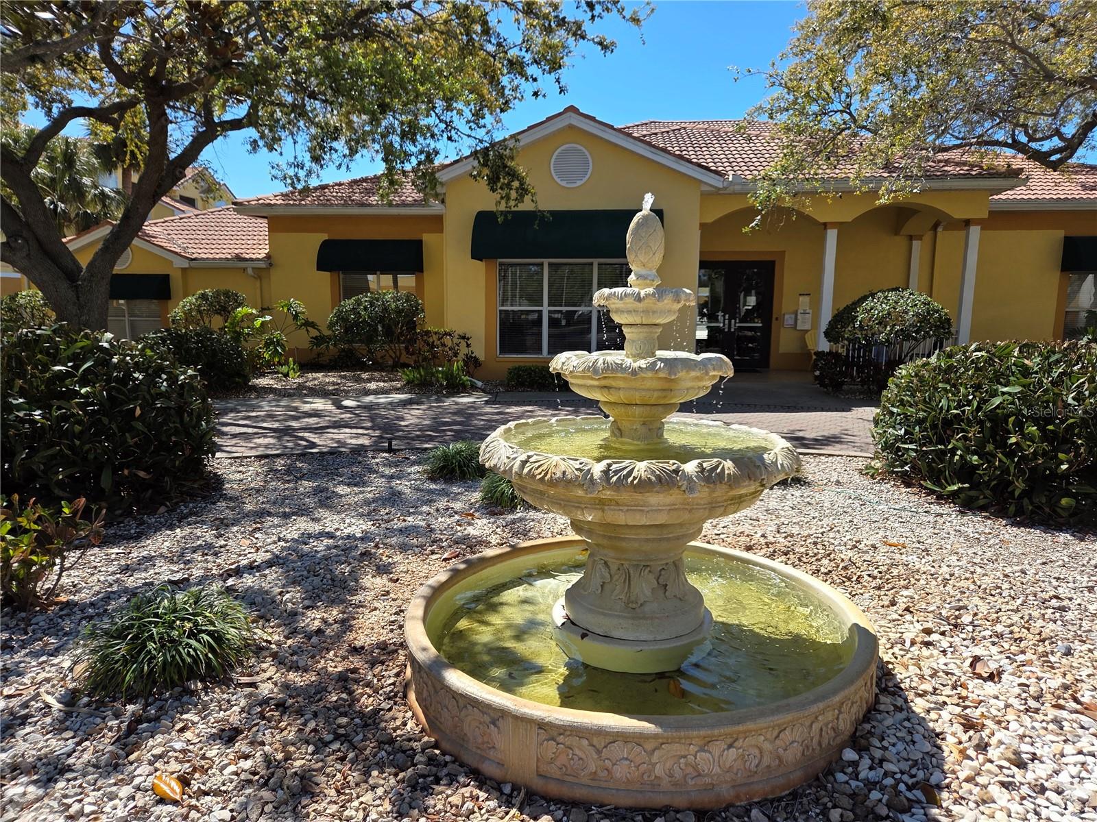 BEACHWAY CONDOS, SEMINOLE, FL, 33772