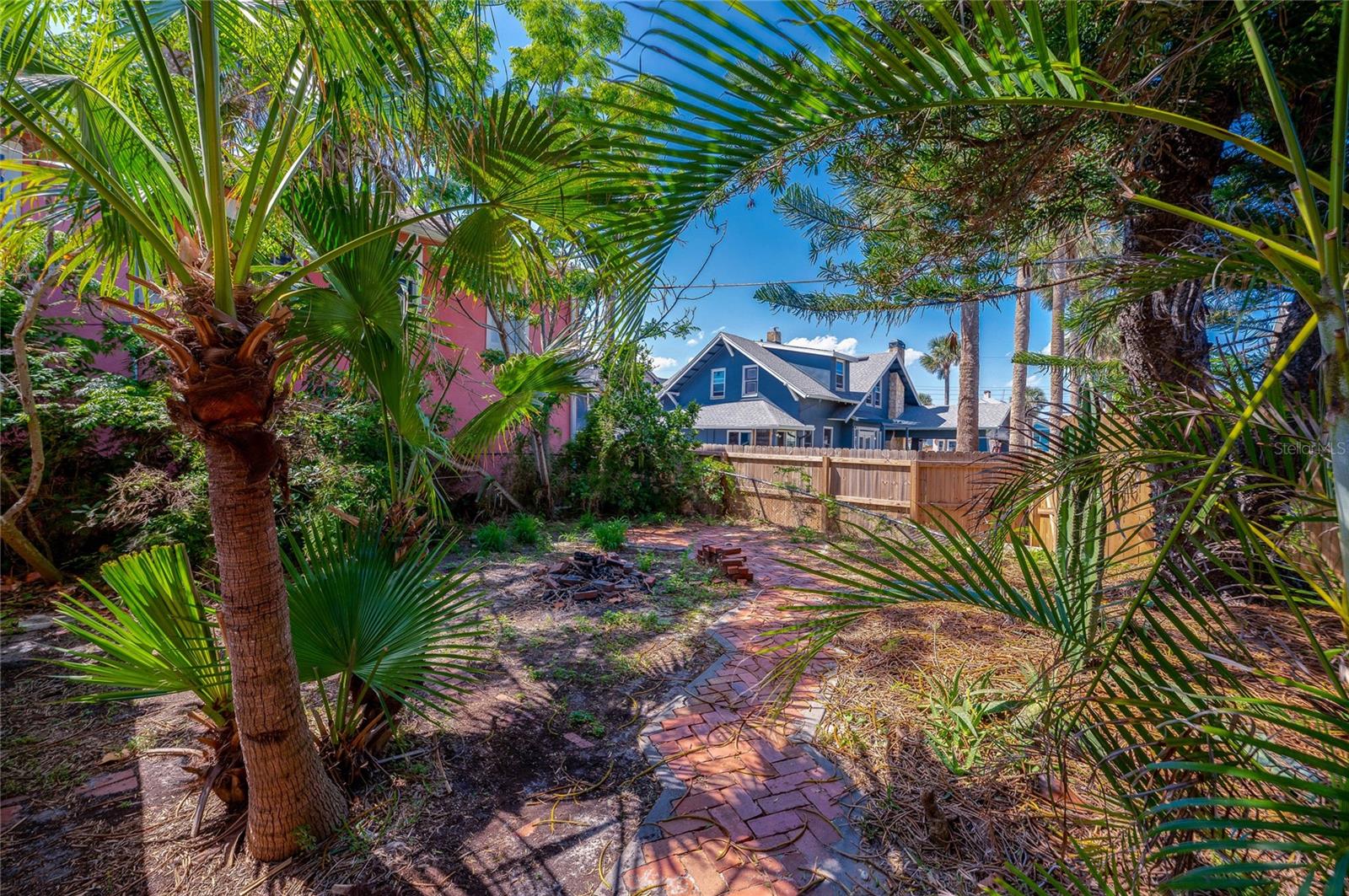 605 GOODALL AVE, DAYTONA BEACH, FL, 32118