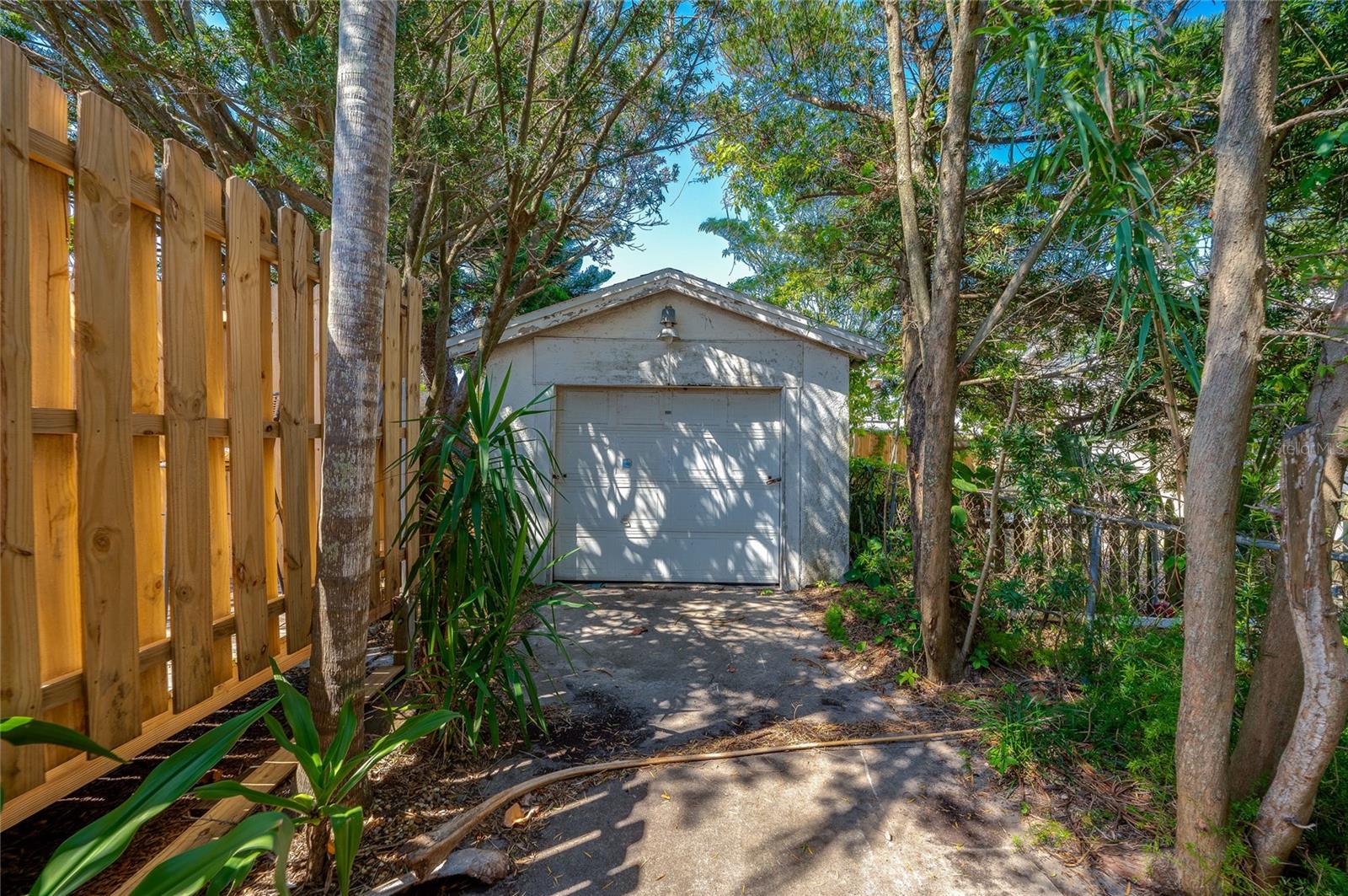 605 GOODALL AVE, DAYTONA BEACH, FL, 32118