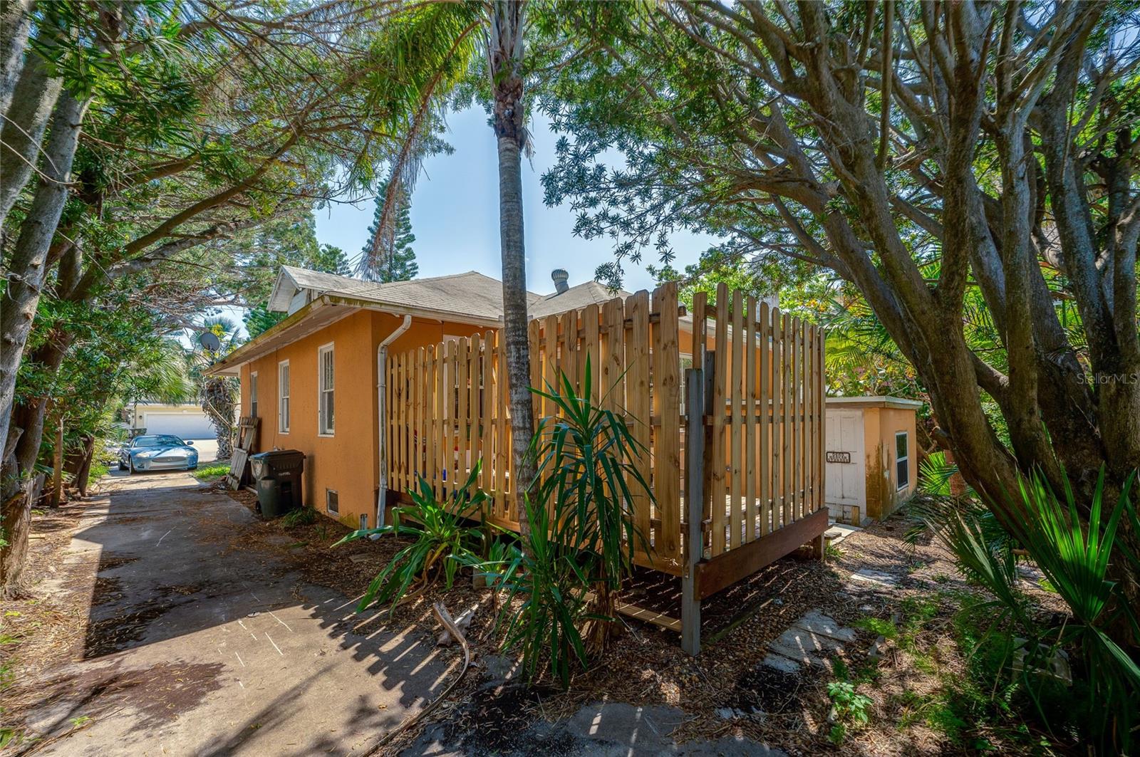 605 GOODALL AVE, DAYTONA BEACH, FL, 32118