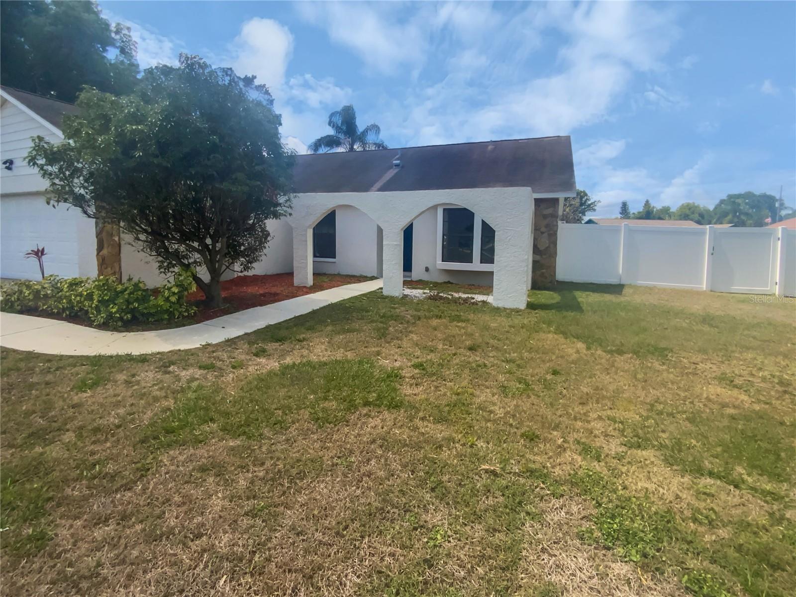 22162 WEEKS BLVD, LAND O LAKES, FL, 34639
