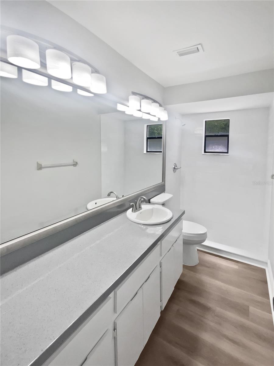 22162 WEEKS BLVD, LAND O LAKES, FL, 34639