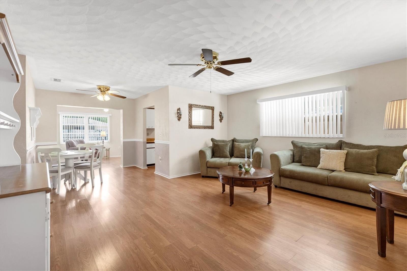 3301 CAMBRIDGE DR, SARASOTA, FL, 34232