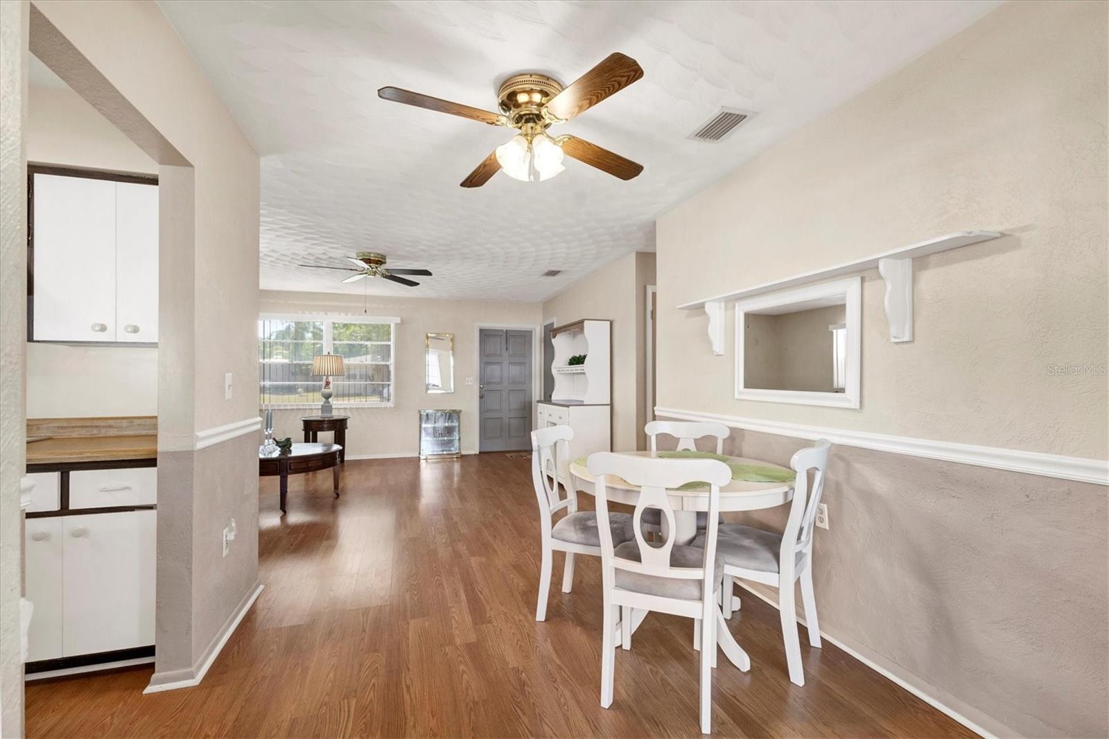 3301 CAMBRIDGE DR, SARASOTA, FL, 34232