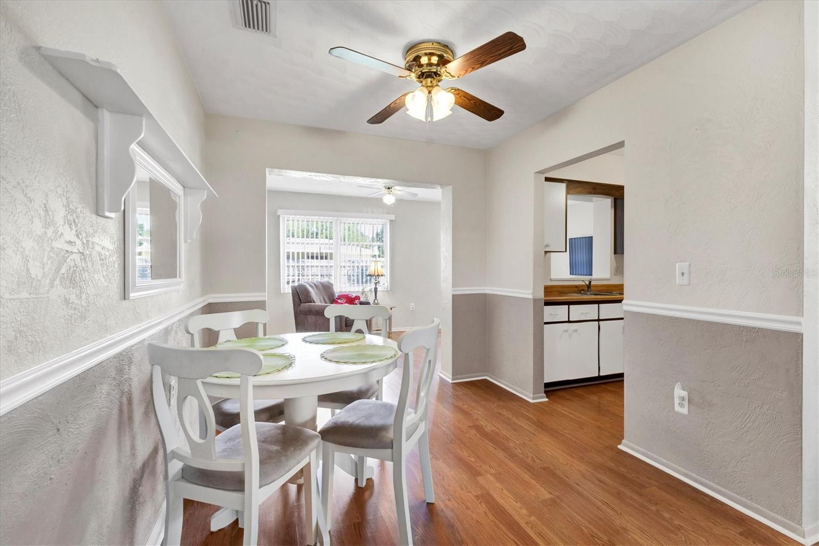 3301 CAMBRIDGE DR, SARASOTA, FL, 34232