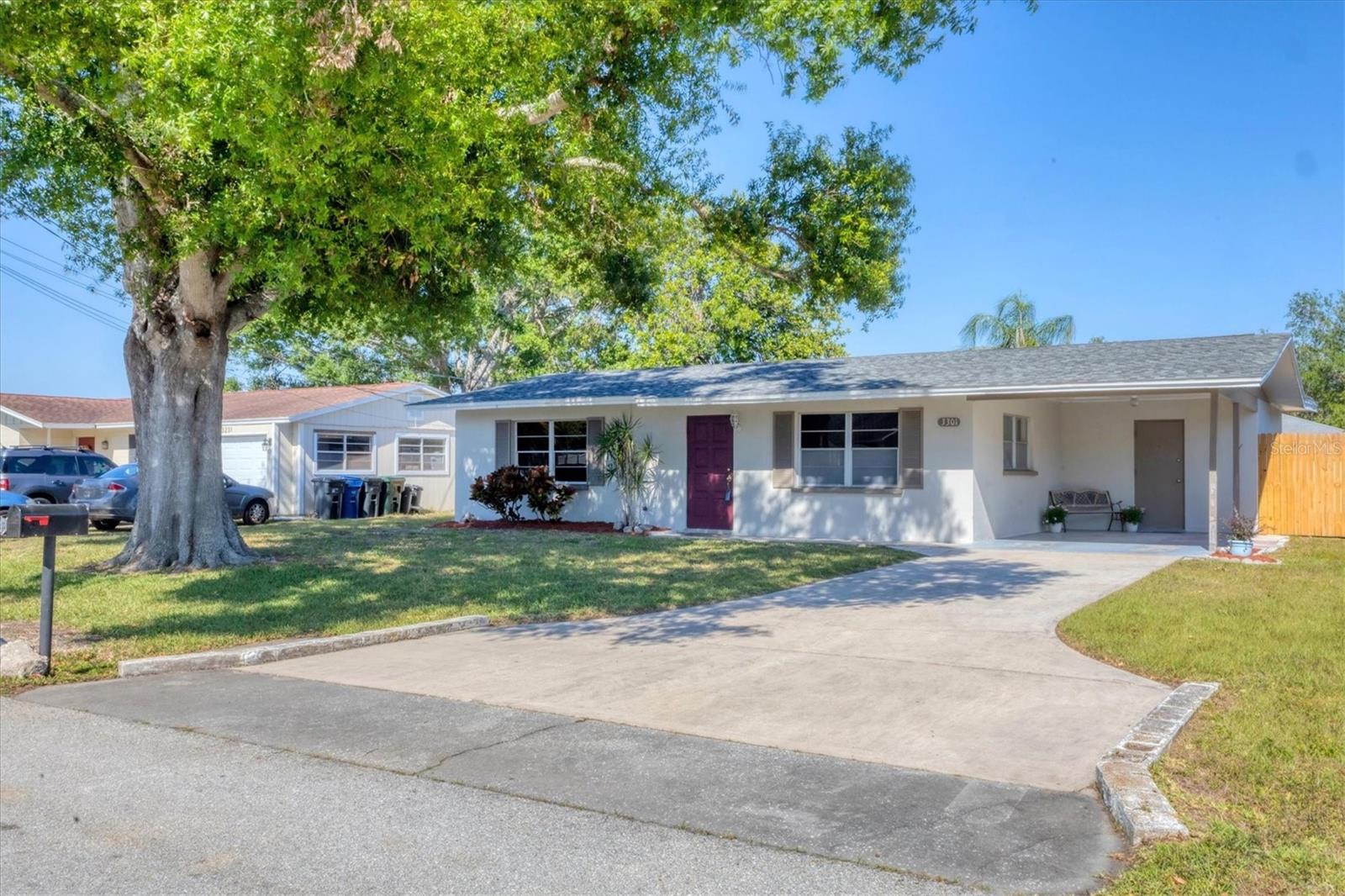 3301 CAMBRIDGE DR, SARASOTA, FL, 34232