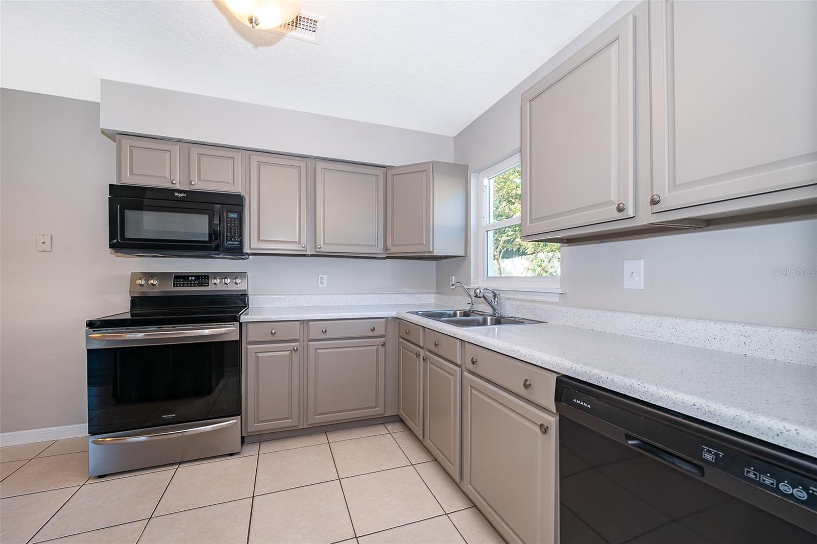 3024 SUTTON DR, ORLANDO, FL, 32810