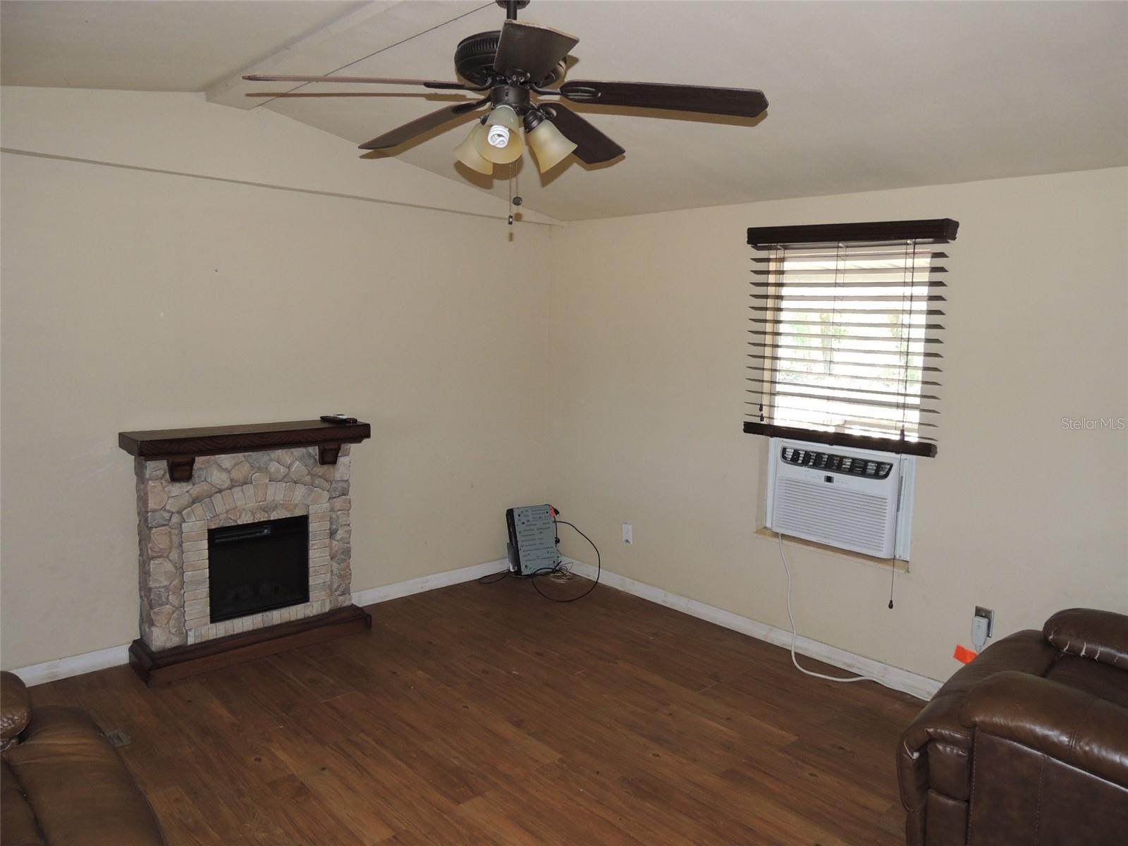 12151 NE 54TH LN, WILLISTON, FL, 32696