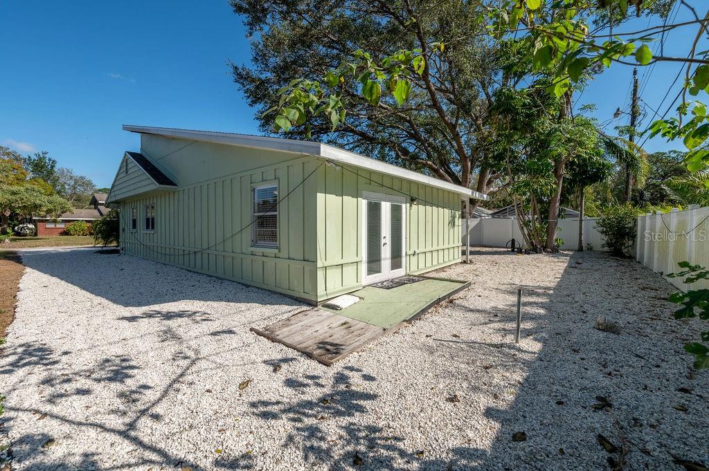 2676 MARTIN ST, SARASOTA, FL, 34237