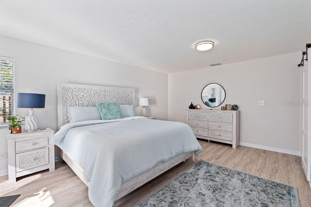 2676 MARTIN ST, SARASOTA, FL, 34237