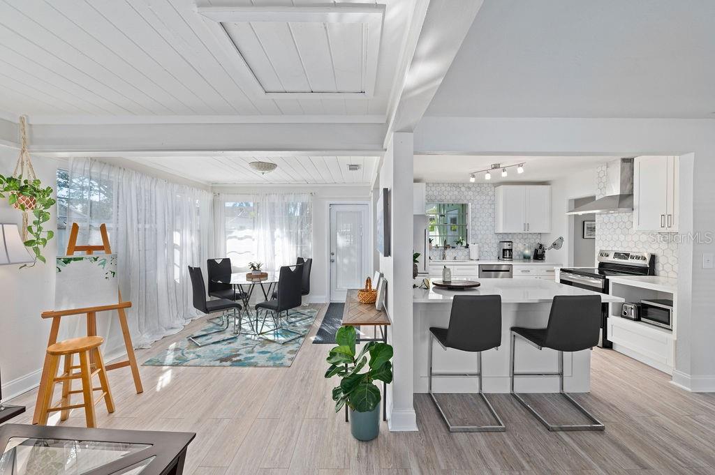 2676 MARTIN ST, SARASOTA, FL, 34237