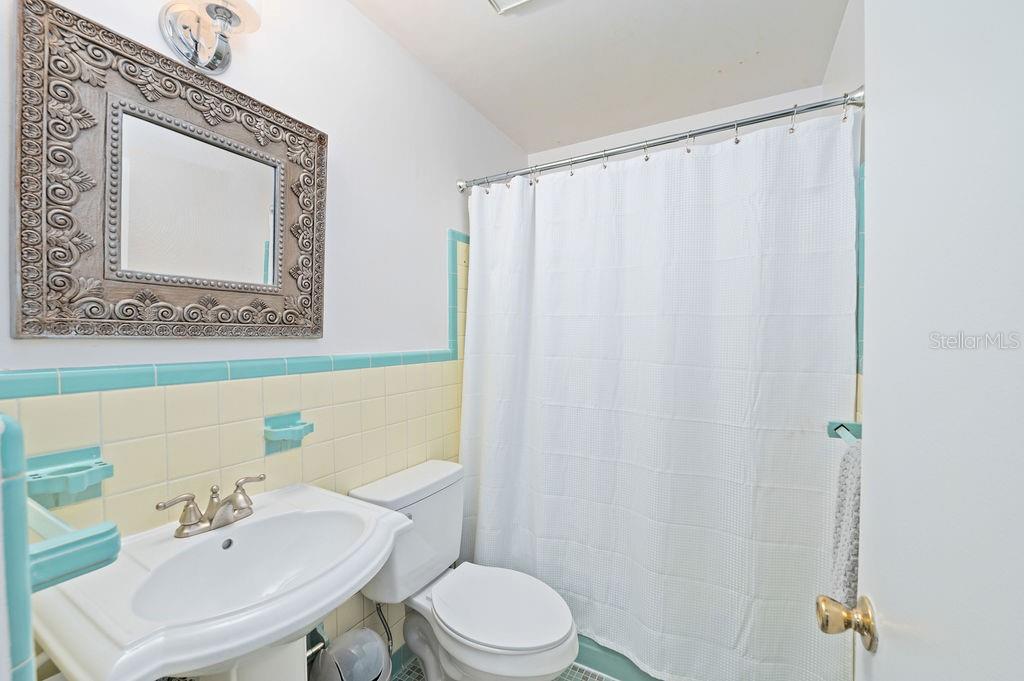 2676 MARTIN ST, SARASOTA, FL, 34237