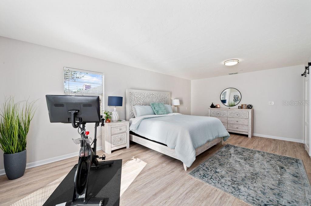 2676 MARTIN ST, SARASOTA, FL, 34237