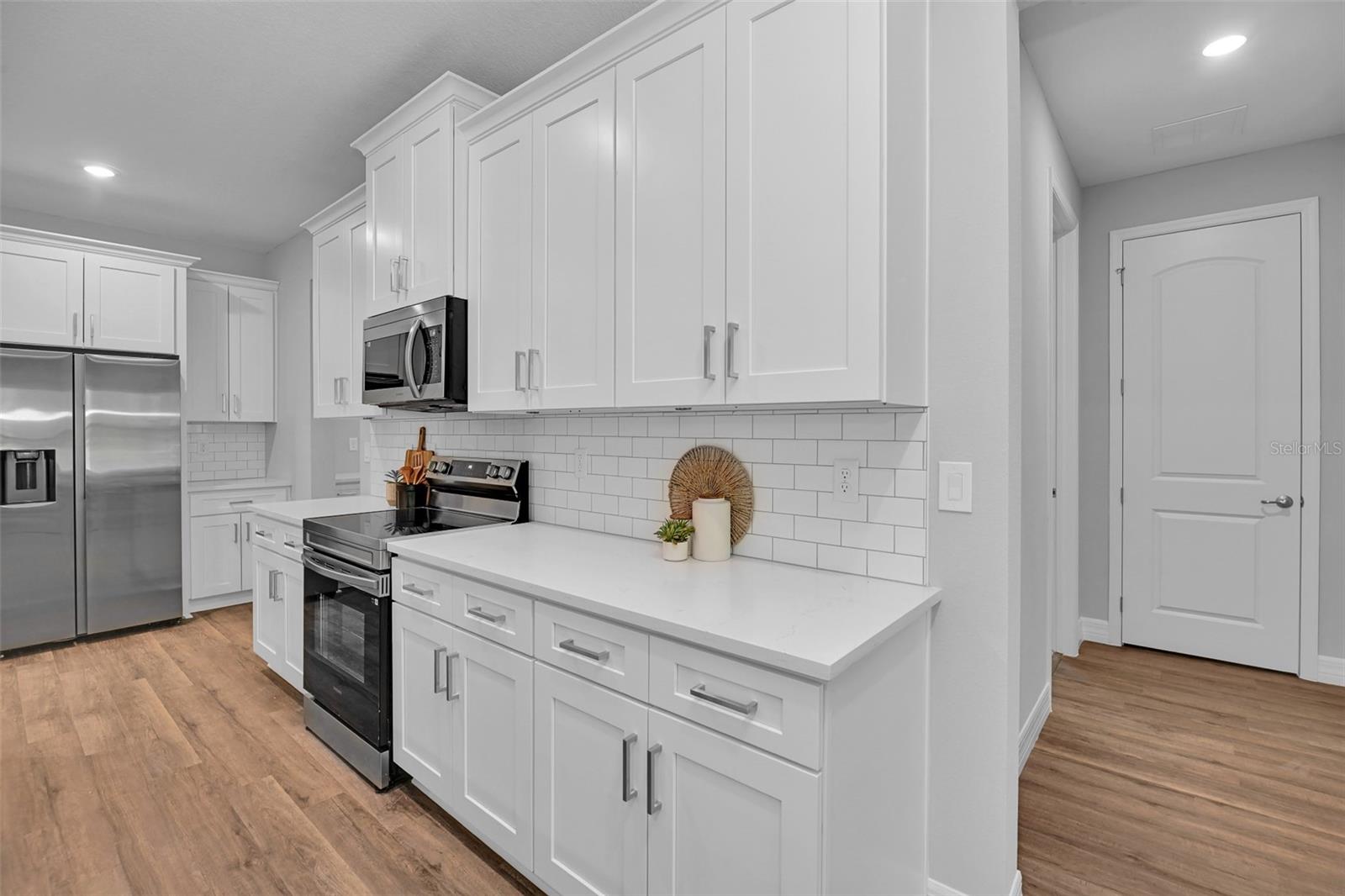 28 WHITEWOOD ST, HOMOSASSA, FL, 34446