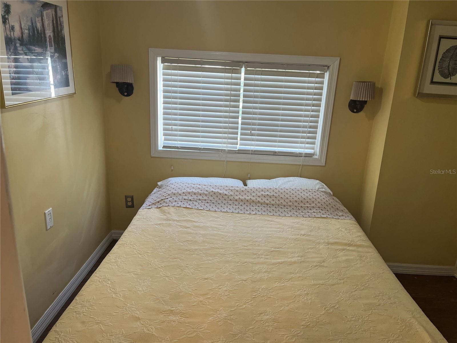 P4934532 Property Photo