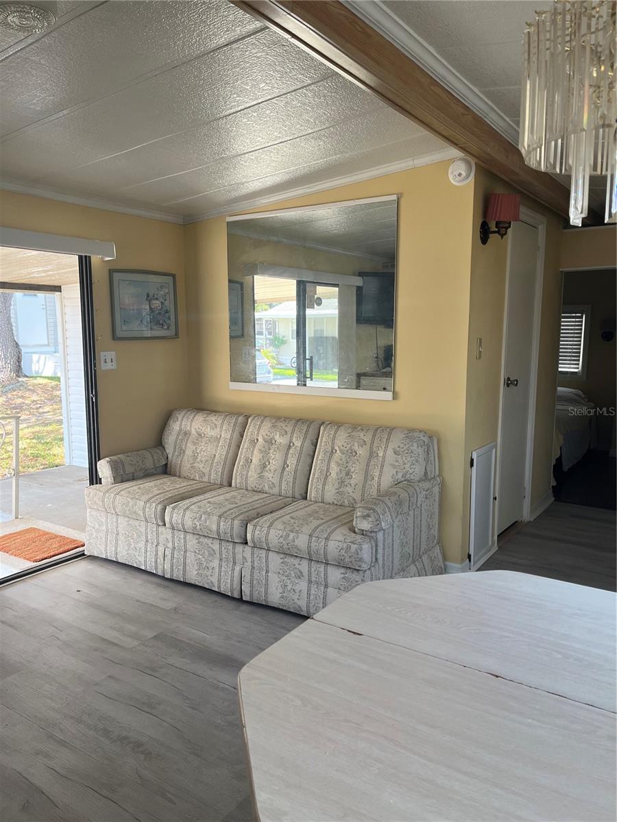 P4934532 Property Photo