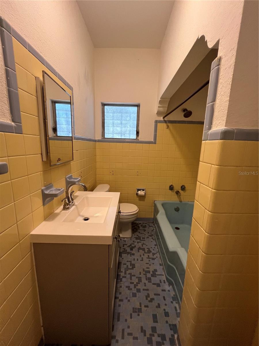 5005 N 15TH ST, TAMPA, FL, 33610