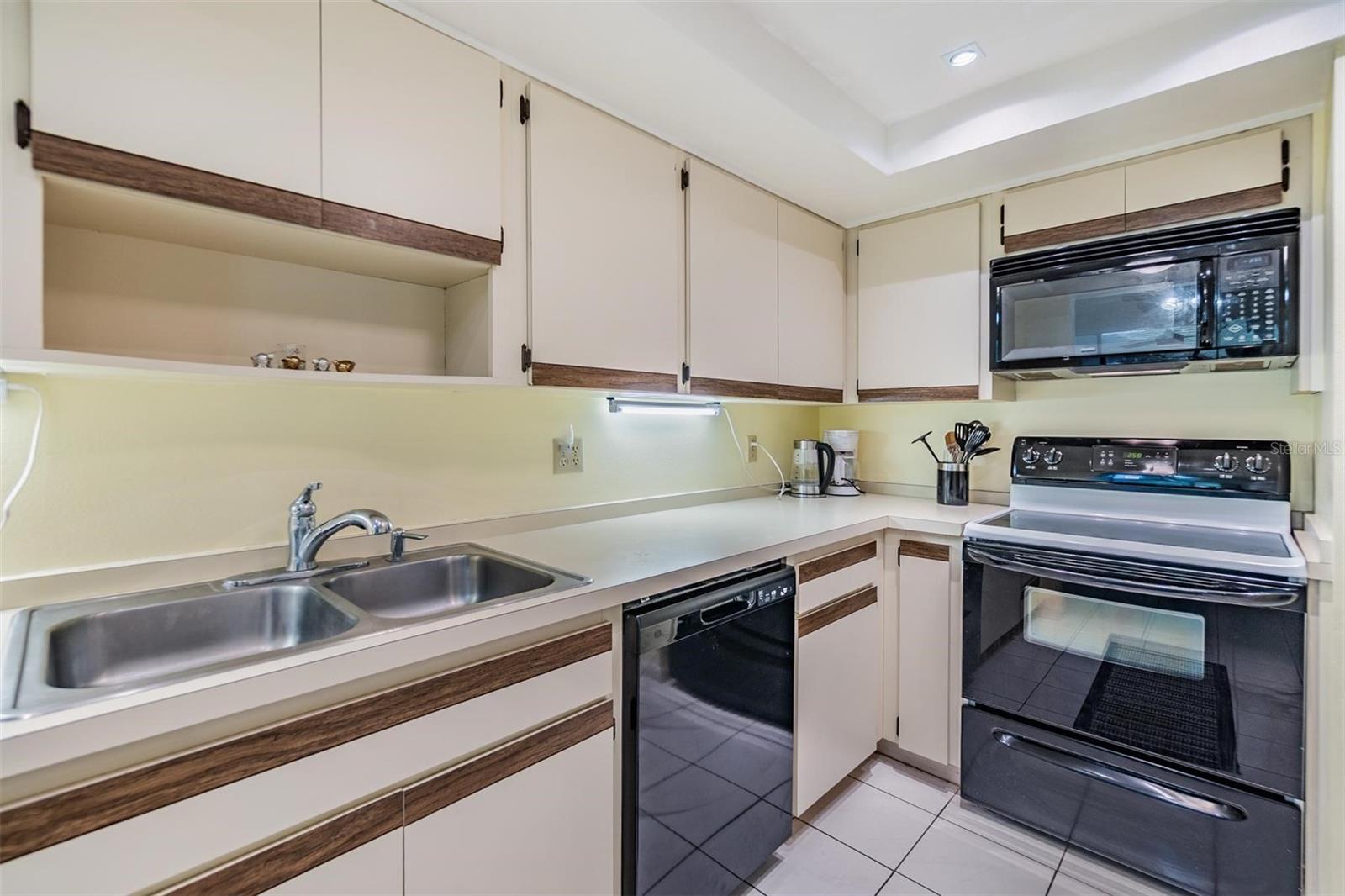 486 LAKEVIEW DR #54, PALM HARBOR, FL, 34683