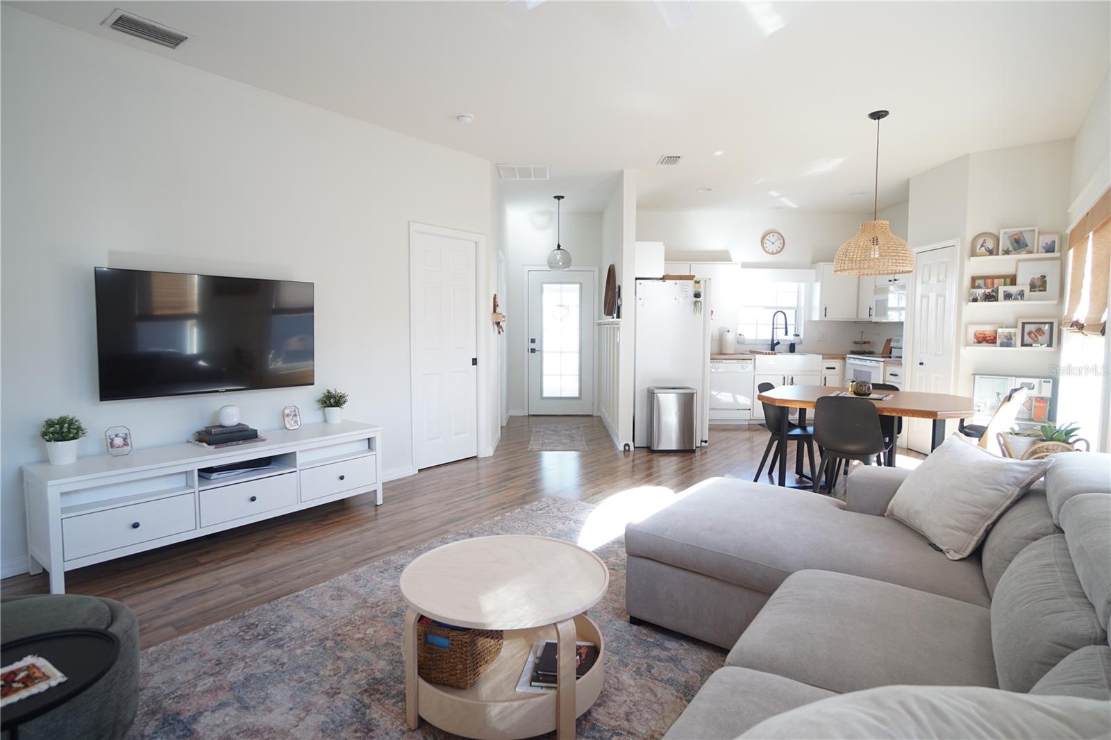 10740 PEARL BAY CIR, ESTERO, FL, 33928