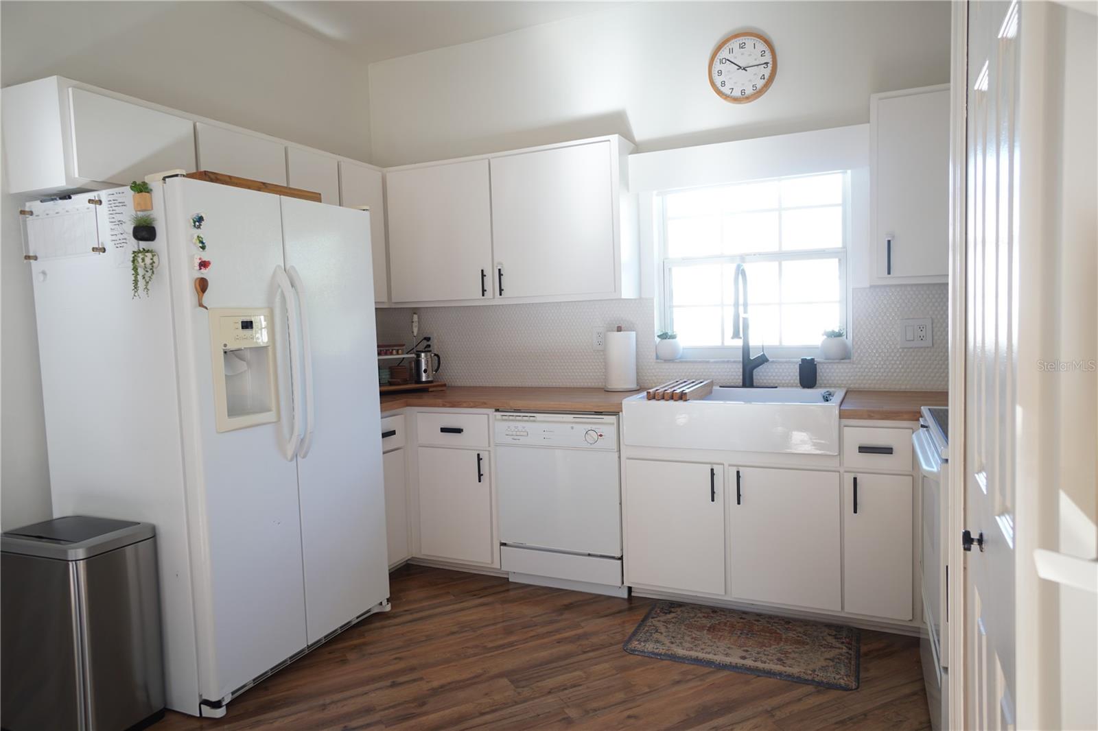 10740 PEARL BAY CIR, ESTERO, FL, 33928