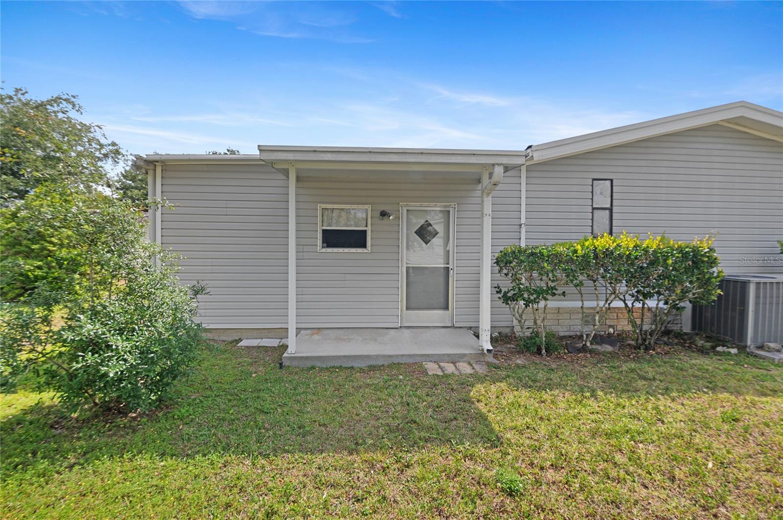 432 KING WAY, TAVARES, FL, 32778