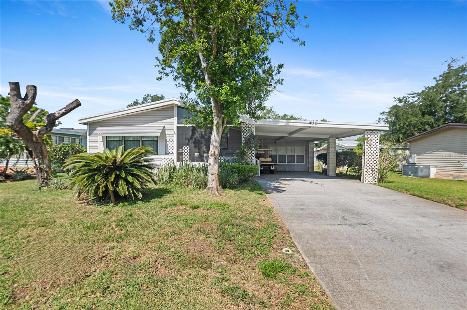 432 KING WAY, TAVARES, FL, 32778