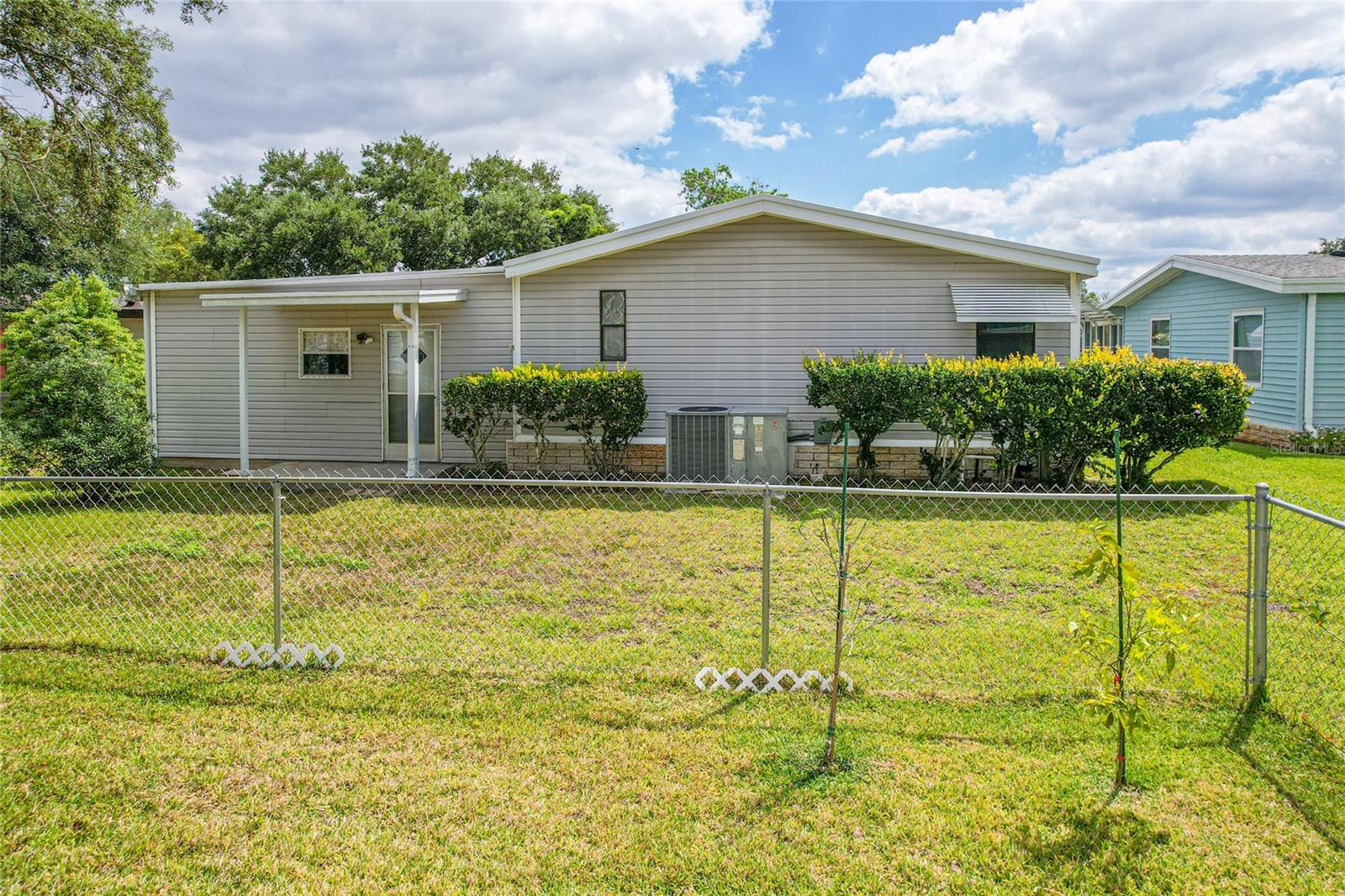 432 KING WAY, TAVARES, FL, 32778