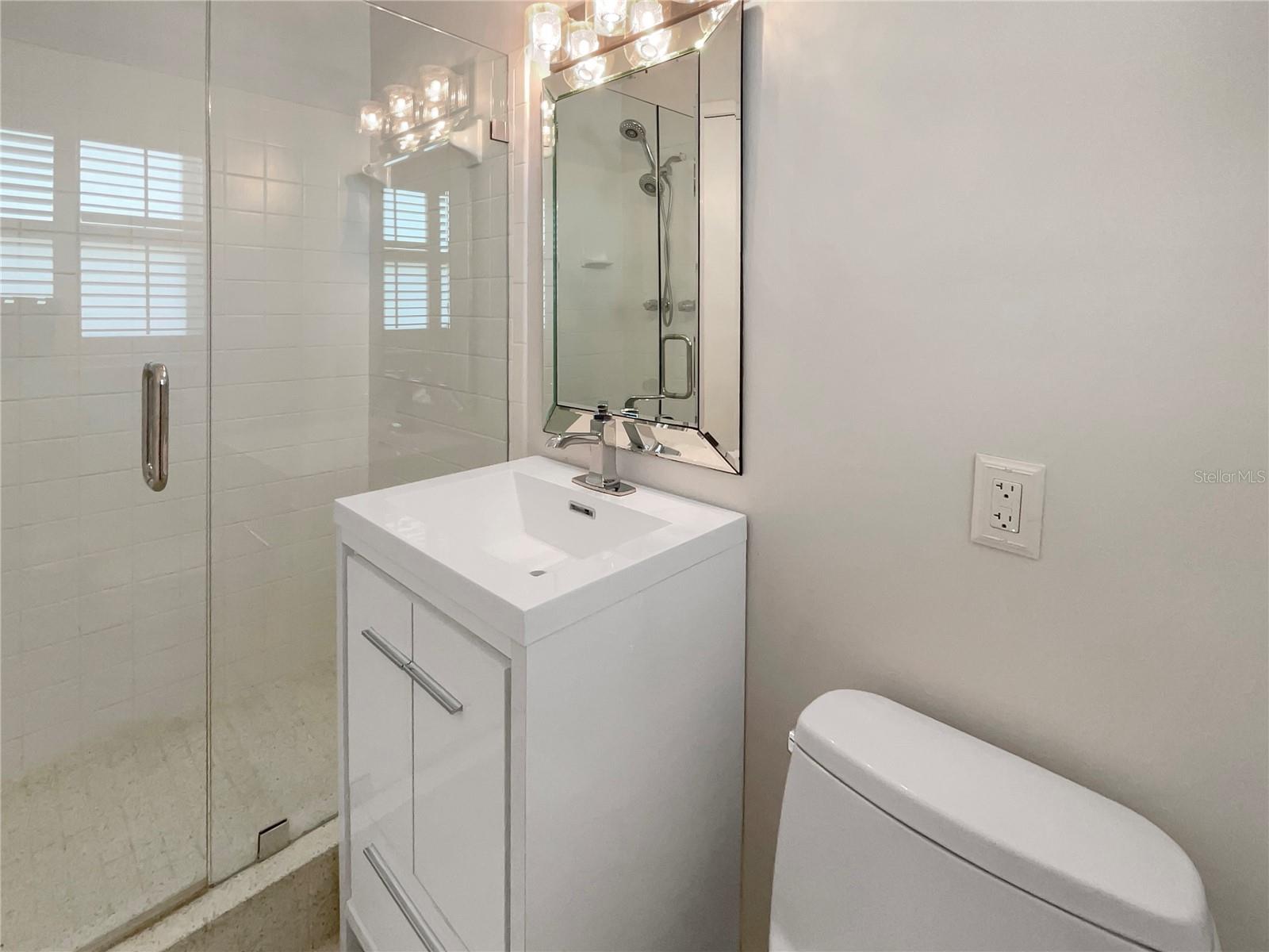 4825 W BAY COURT AVE, TAMPA, FL, 33611