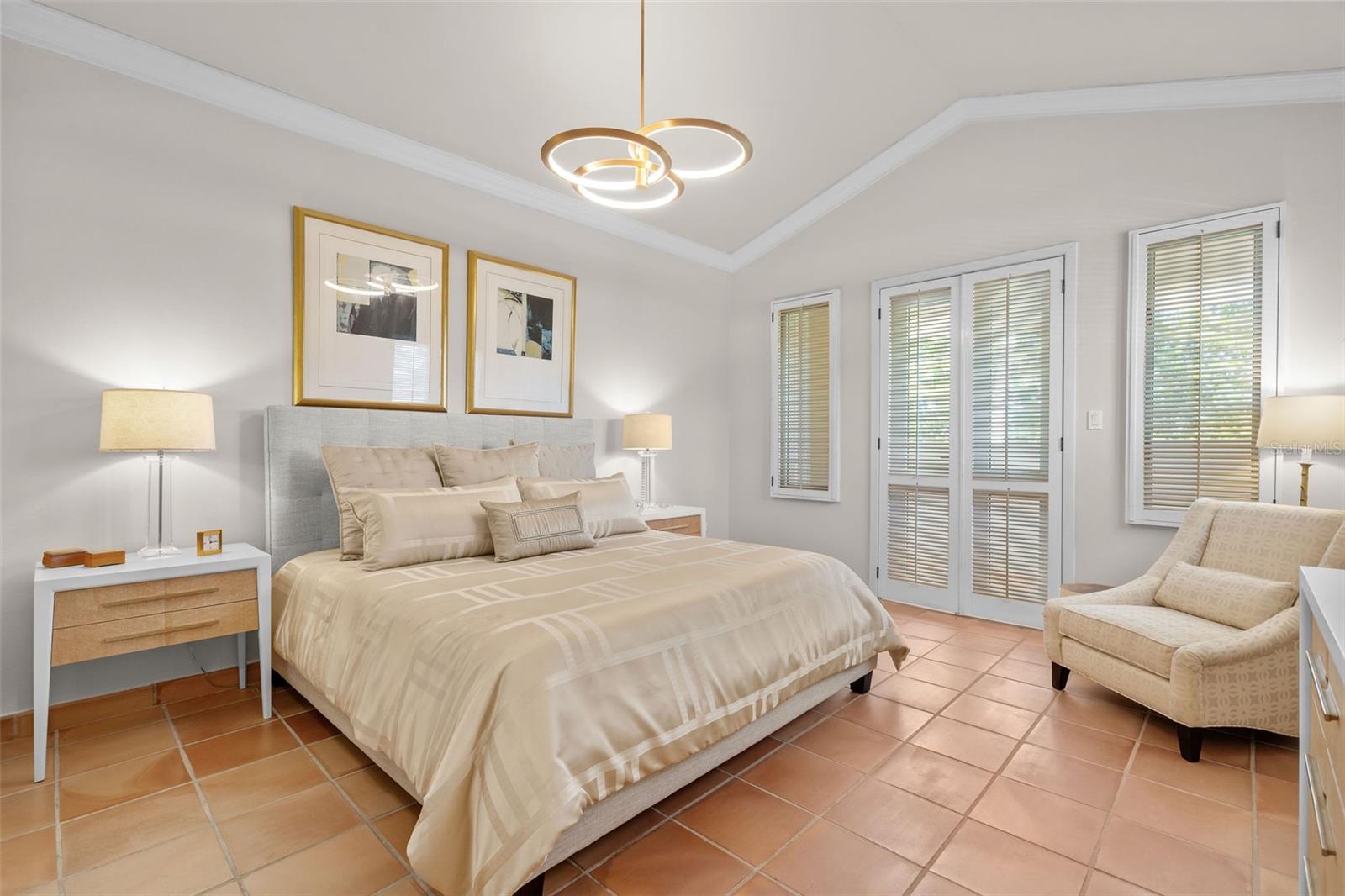 PR9113093 Property Photo