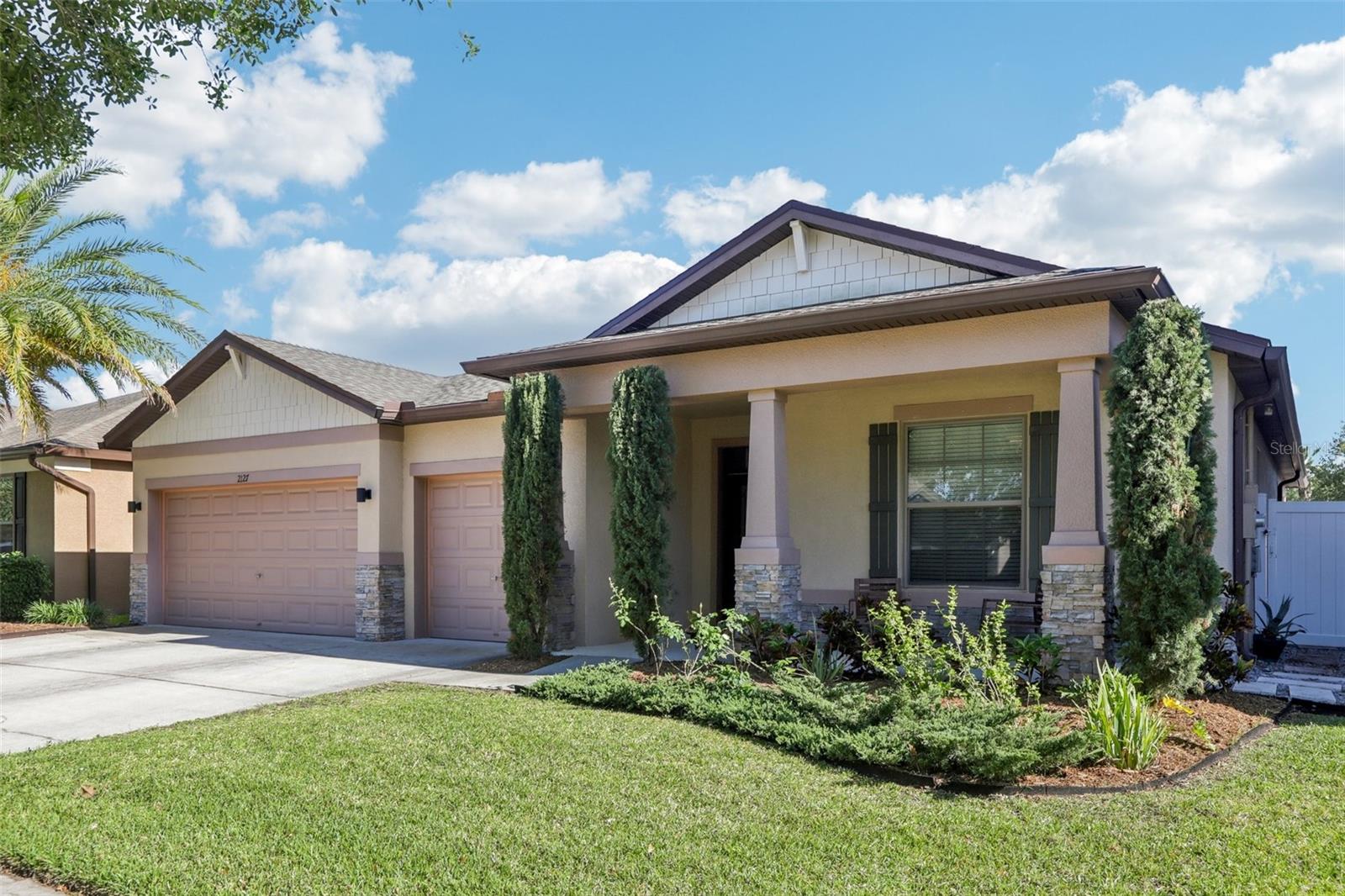 2127 LANDSIDE DR, VALRICO, FL, 33594