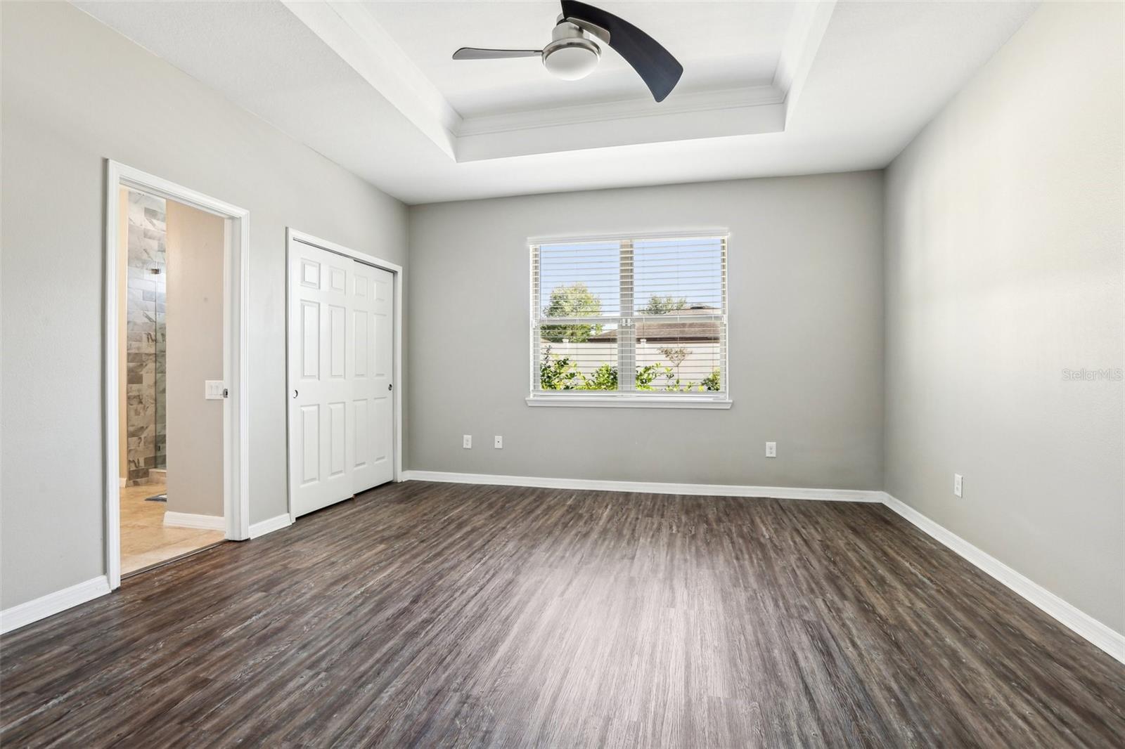 2127 LANDSIDE DR, VALRICO, FL, 33594