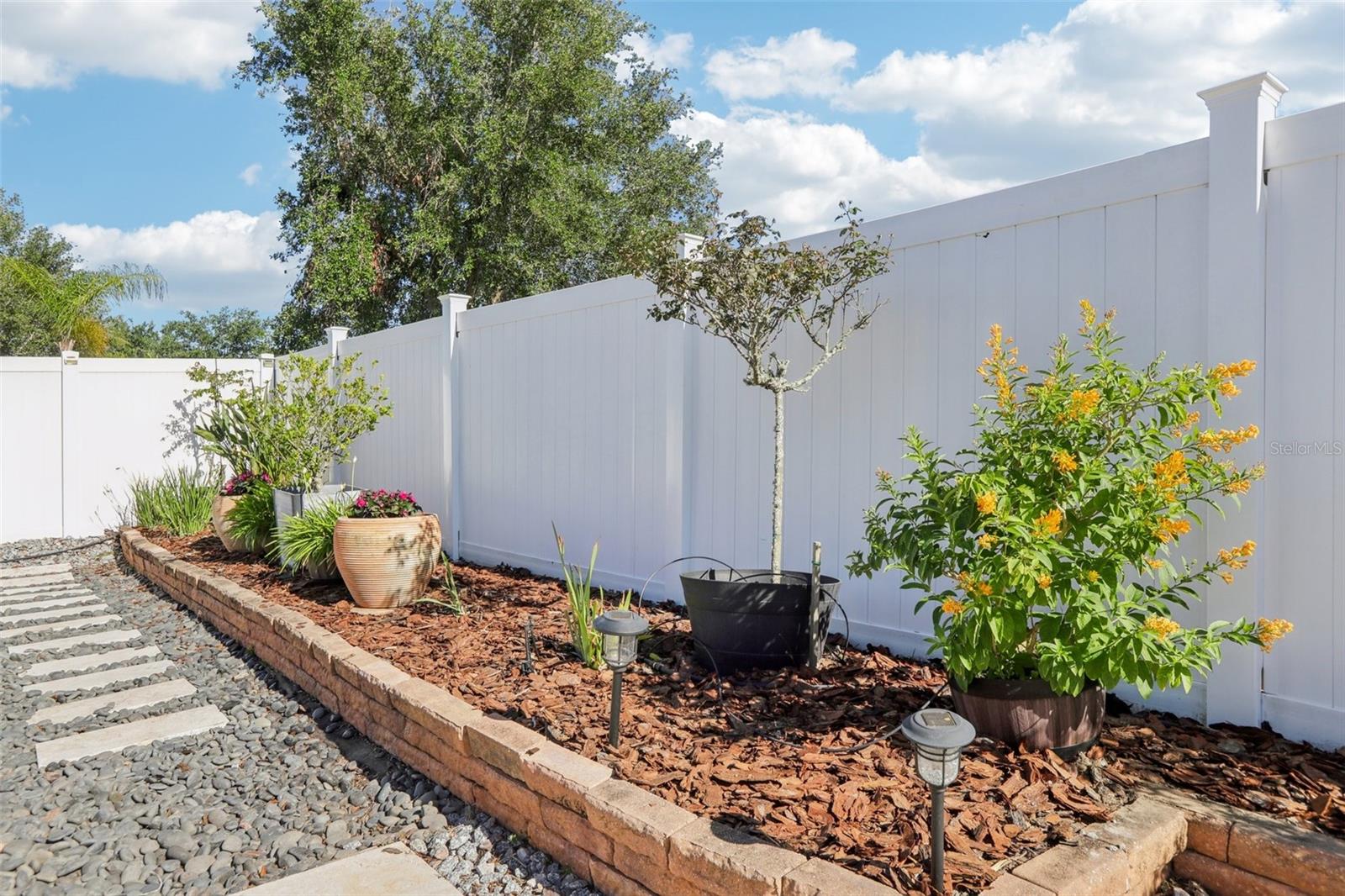 2127 LANDSIDE DR, VALRICO, FL, 33594