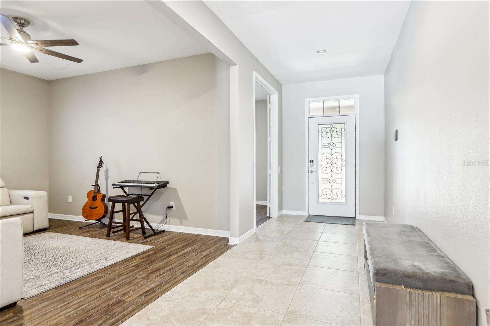 2127 LANDSIDE DR, VALRICO, FL, 33594