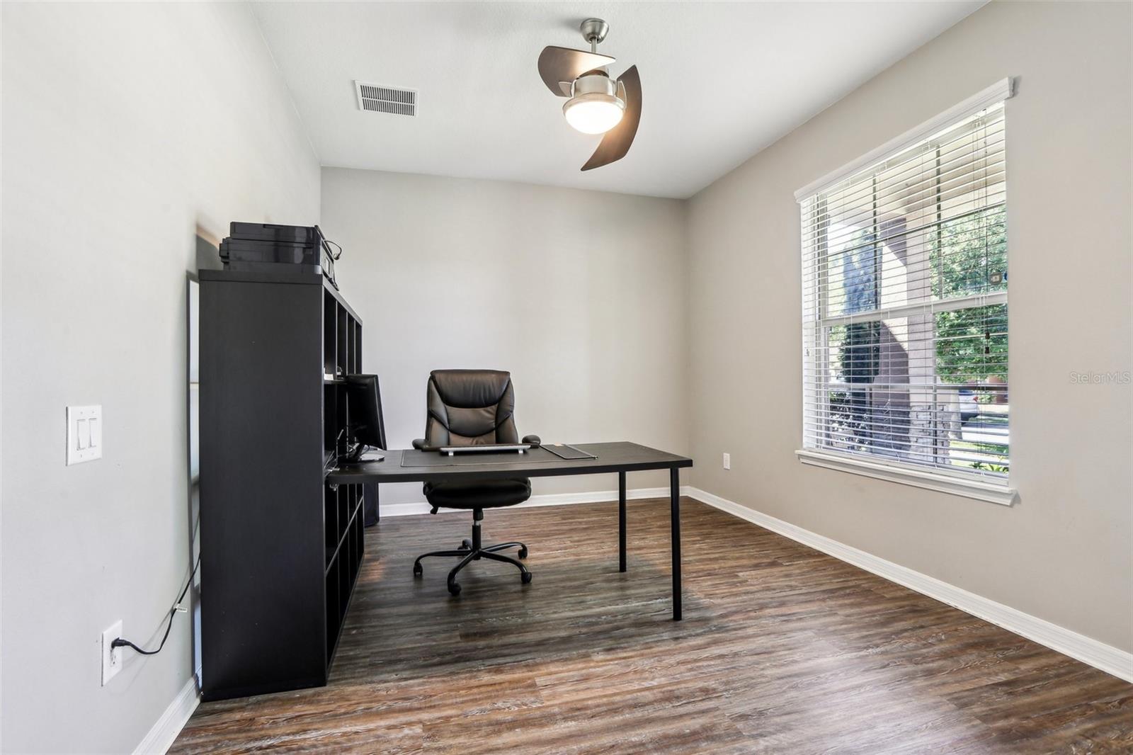 2127 LANDSIDE DR, VALRICO, FL, 33594