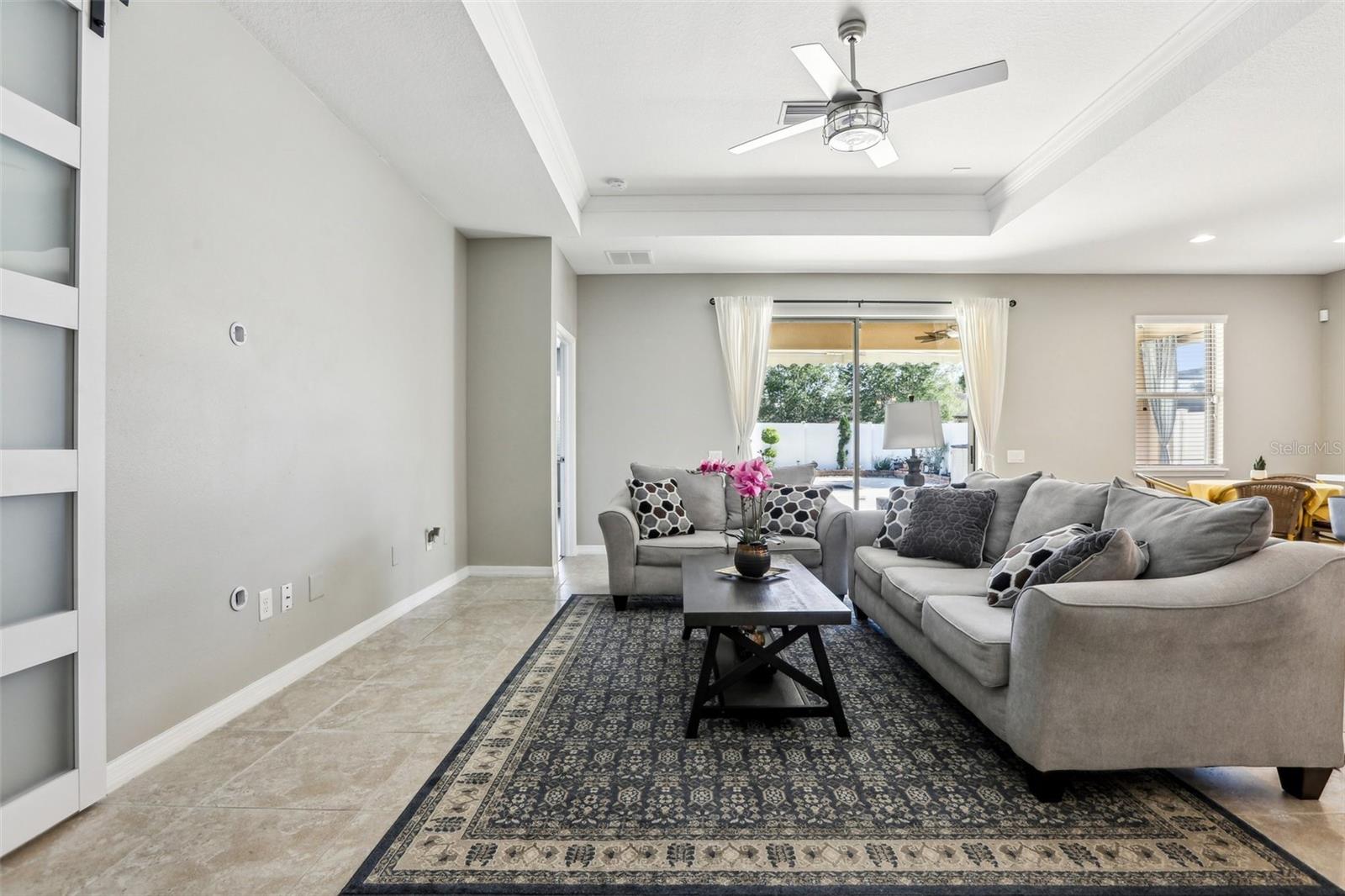 2127 LANDSIDE DR, VALRICO, FL, 33594