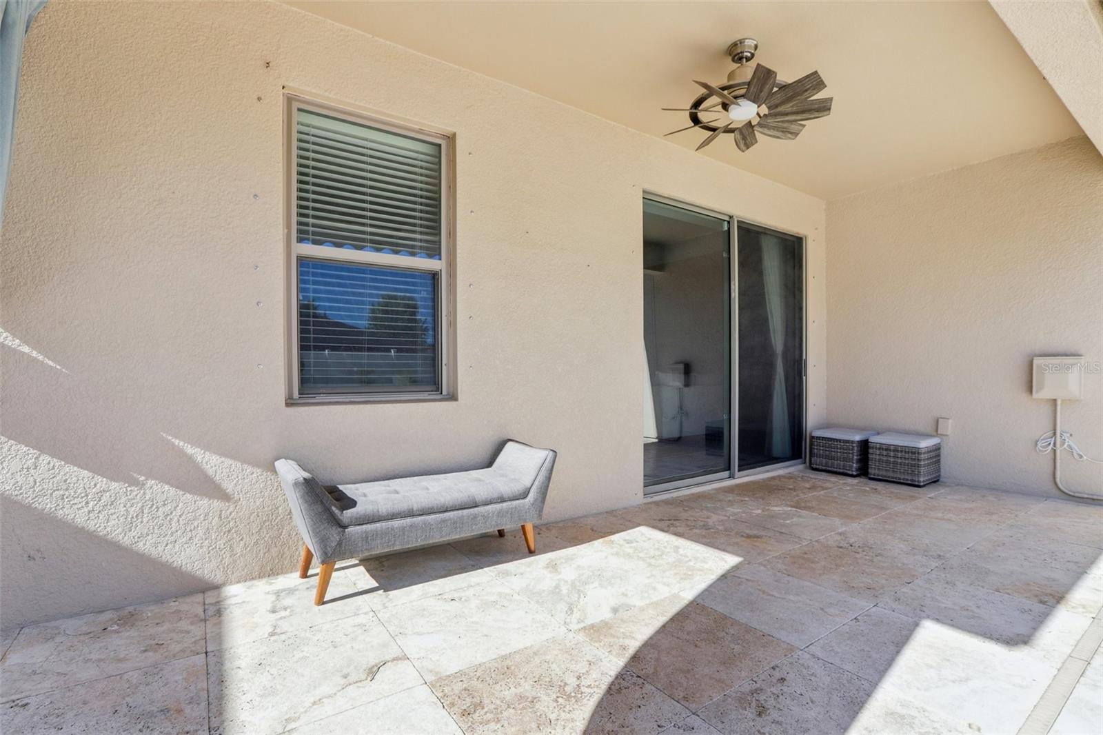 2127 LANDSIDE DR, VALRICO, FL, 33594