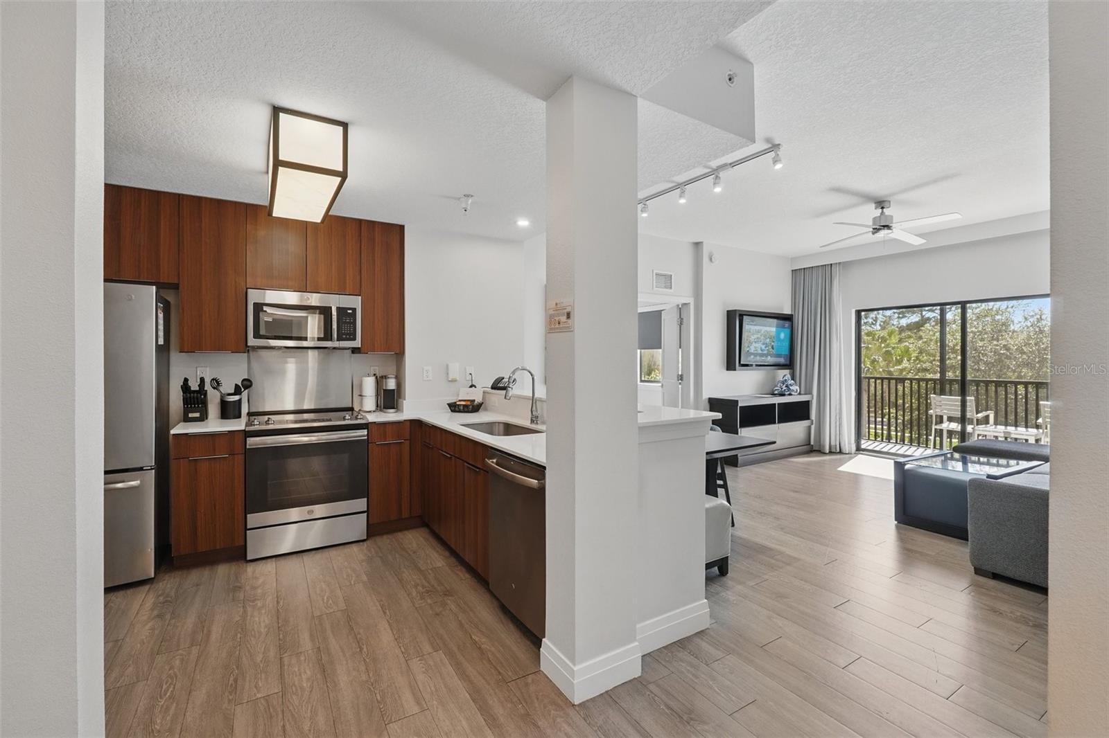 14501 GROVE RESORT AVE #2232, WINTER GARDEN, FL, 34787