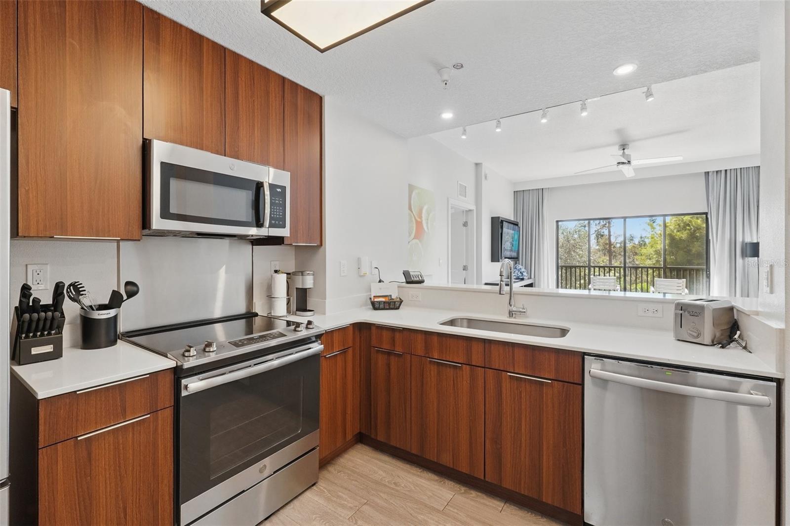 14501 GROVE RESORT AVE #2232, WINTER GARDEN, FL, 34787