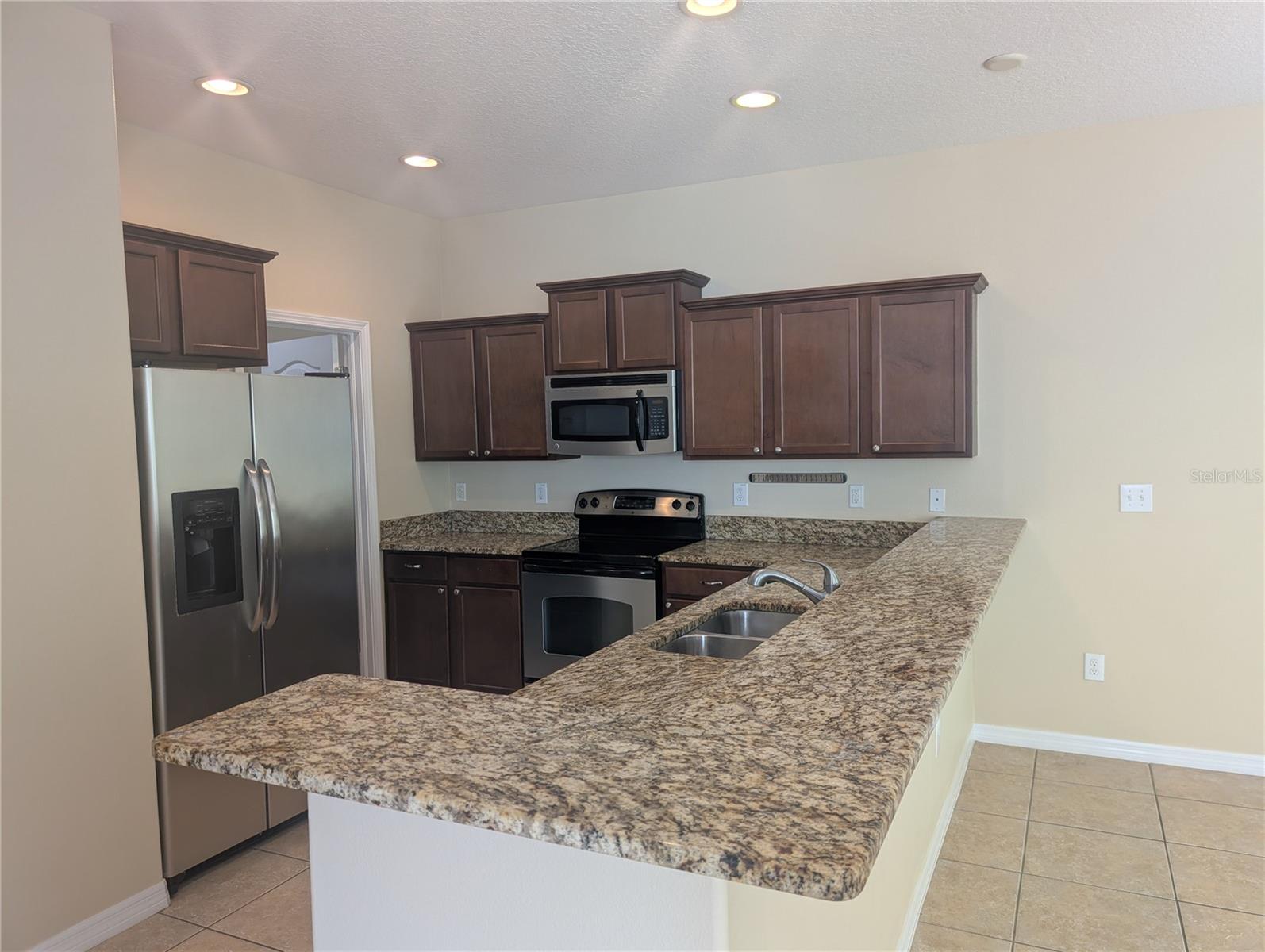 8508 ZAPOTA WAY, TAMPA, FL, 33647