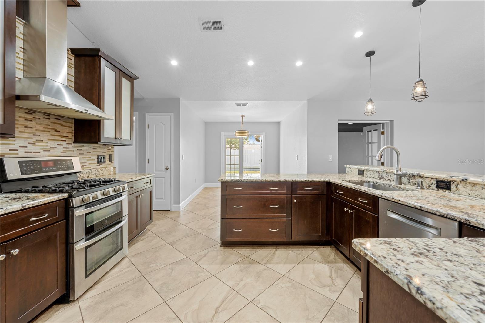 7466 JONQUIL PL, WEEKI WACHEE, FL, 34607