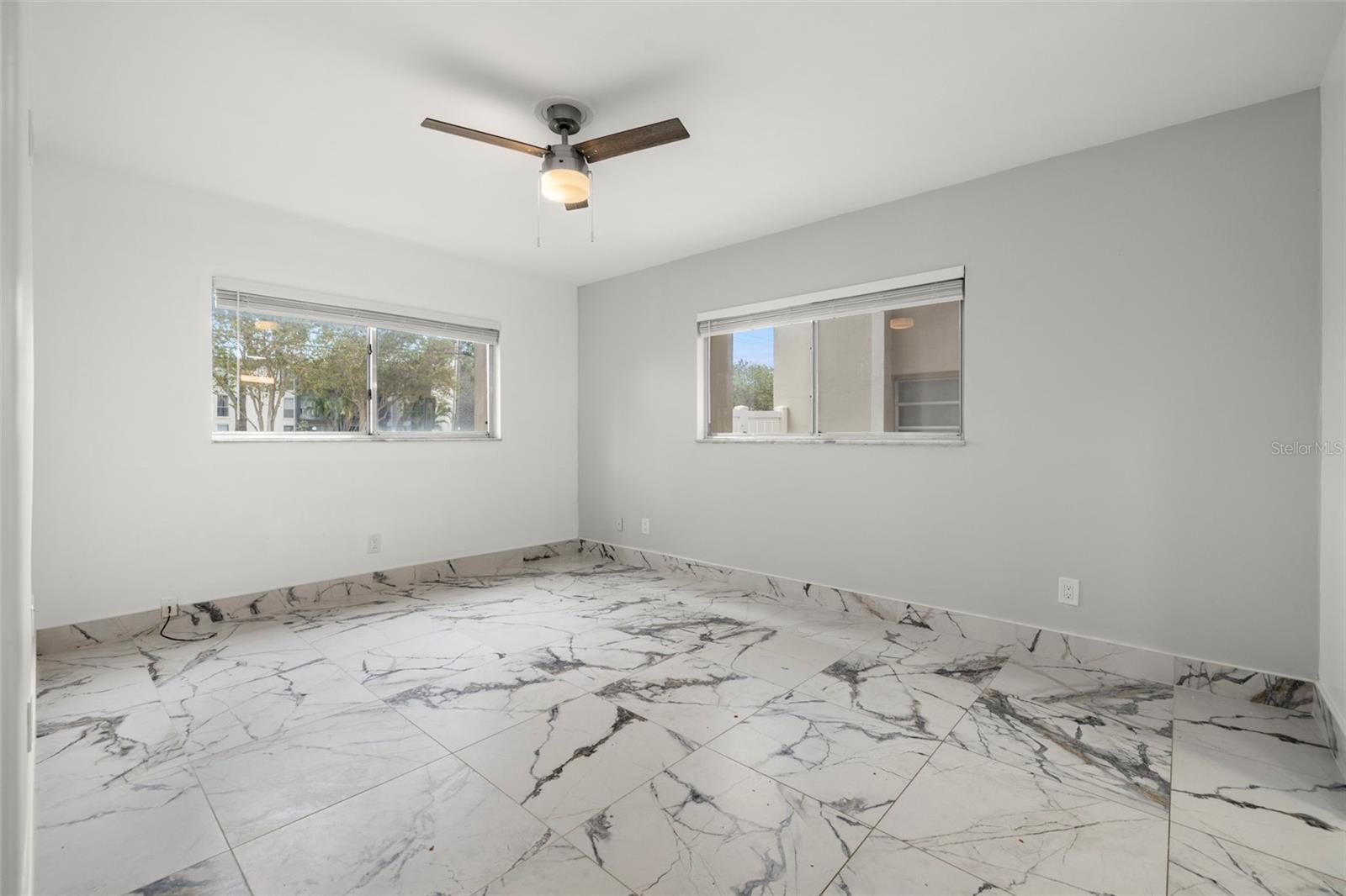 4610 W GRAY ST #110, TAMPA, FL, 33609