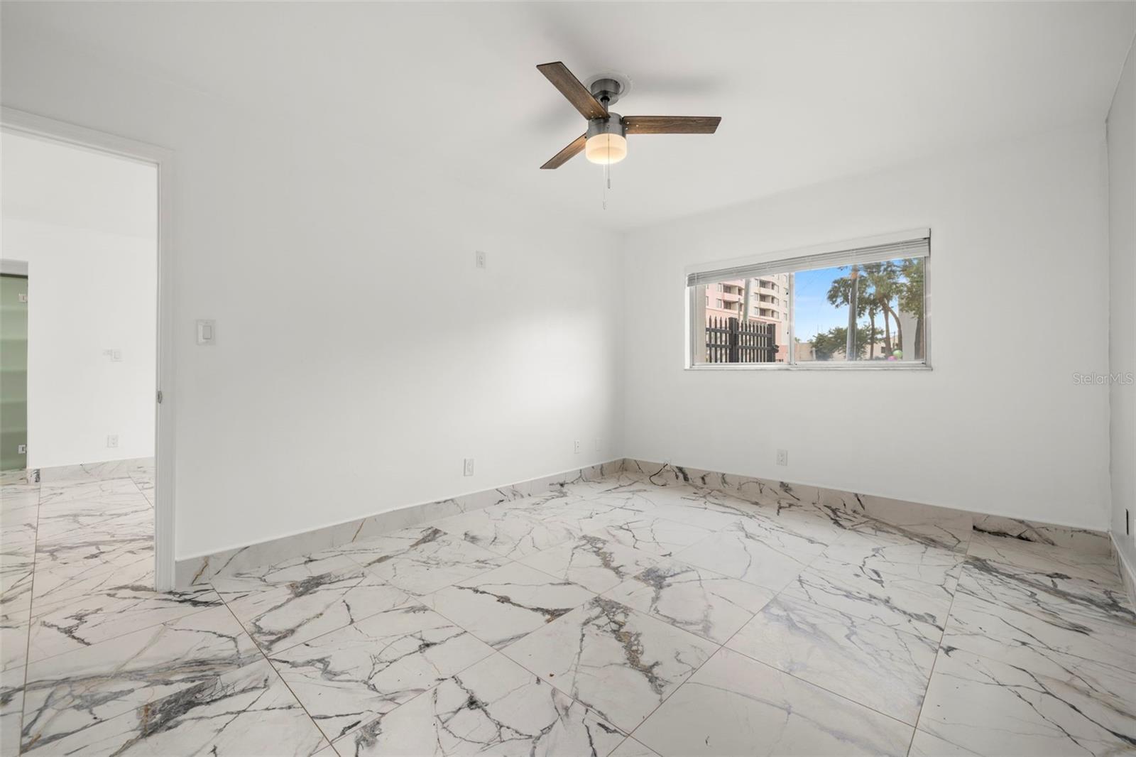 4610 W GRAY ST #110, TAMPA, FL, 33609