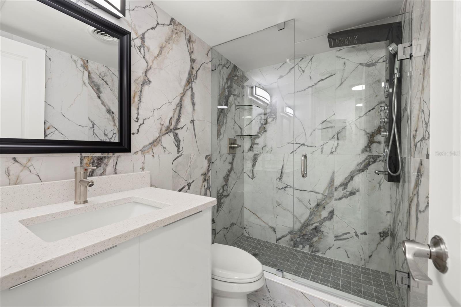 4610 W GRAY ST #110, TAMPA, FL, 33609