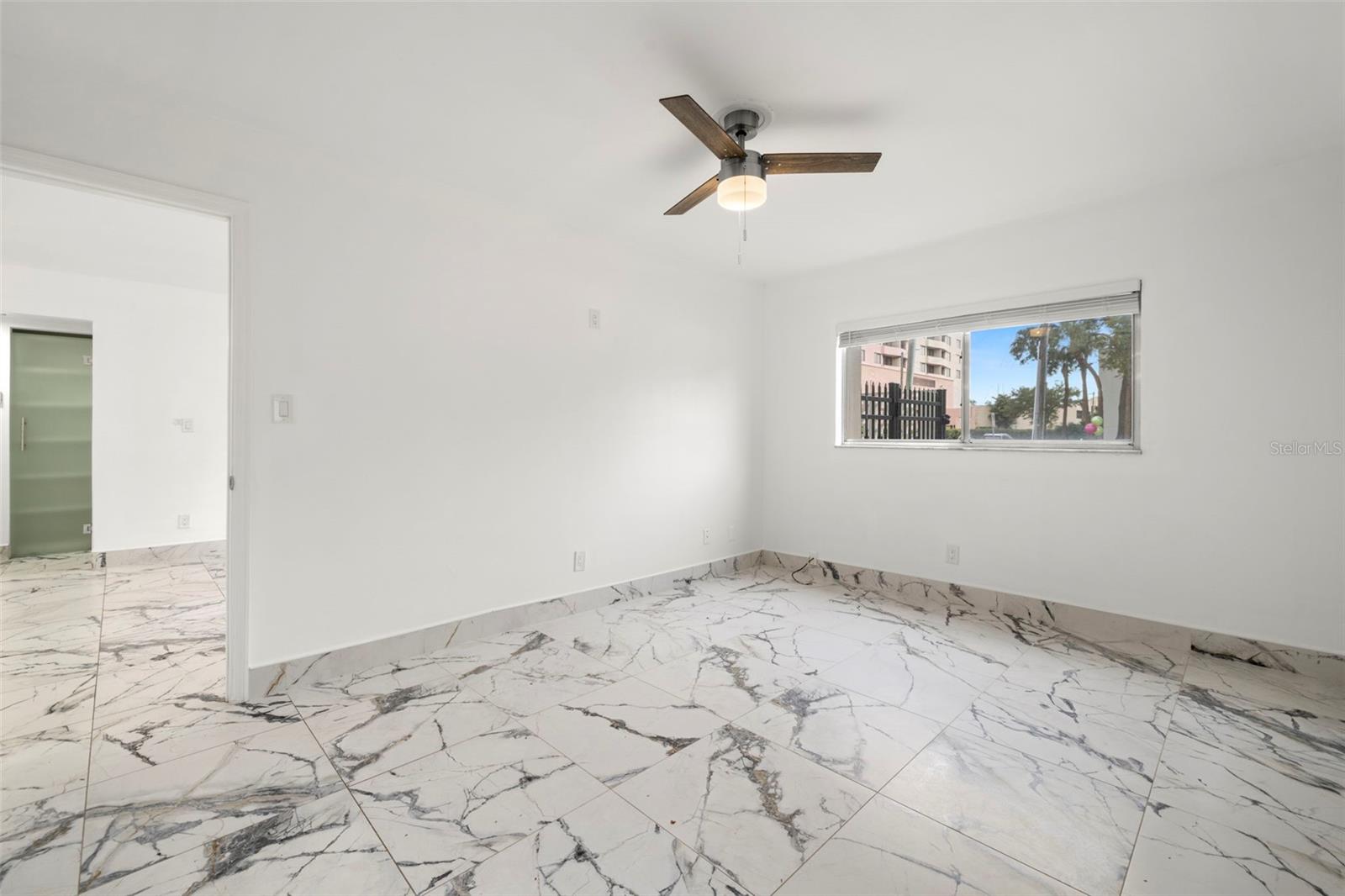 4610 W GRAY ST #110, TAMPA, FL, 33609