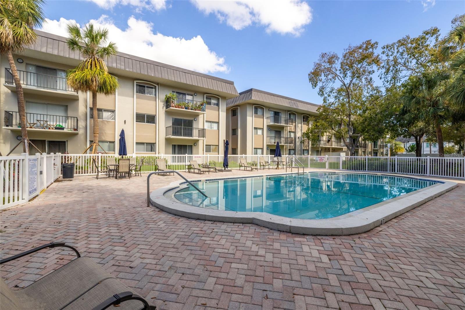 4610 W GRAY ST #110, TAMPA, FL, 33609